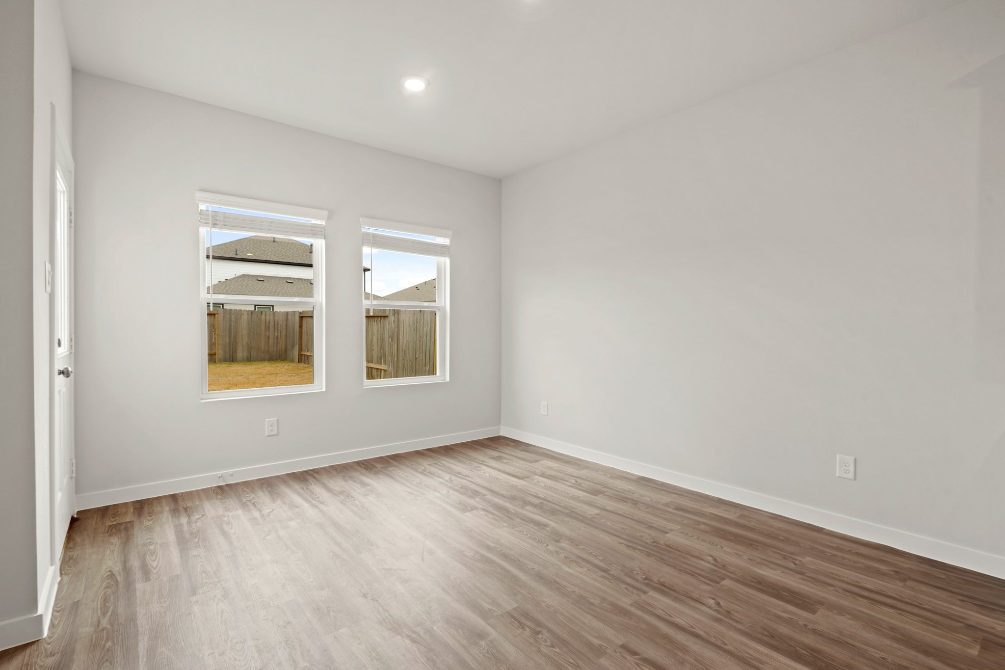 504 Shoreview Drive Property Photo 11