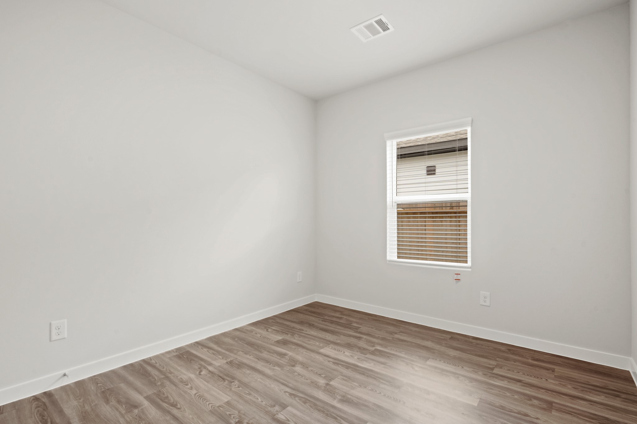 504 Shoreview Drive Property Photo 12