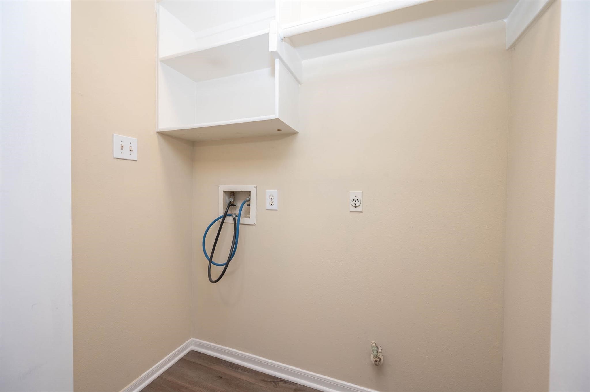 1835 Taylor Creek Drive Property Photo 18