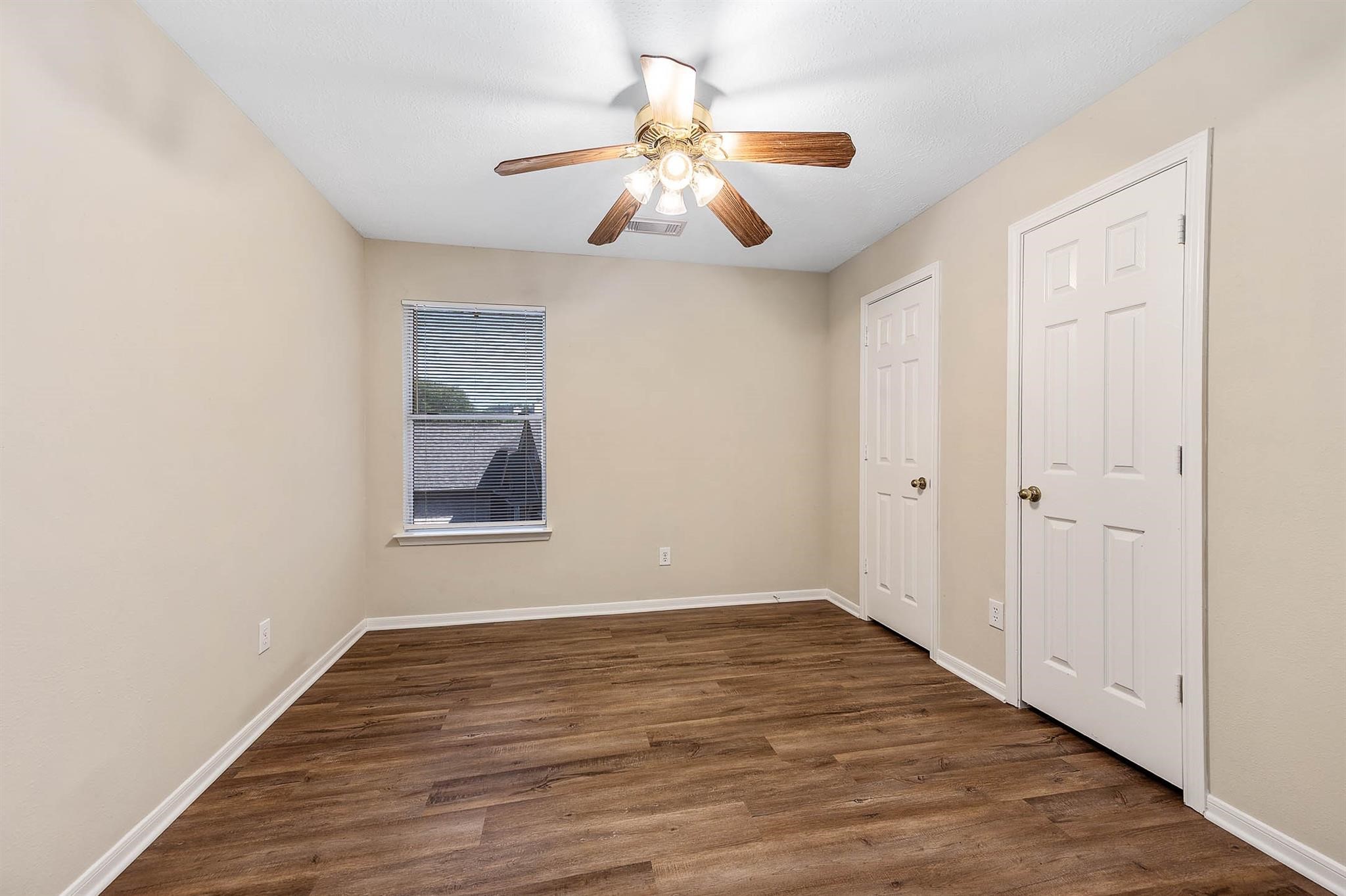1835 Taylor Creek Drive Property Photo 29