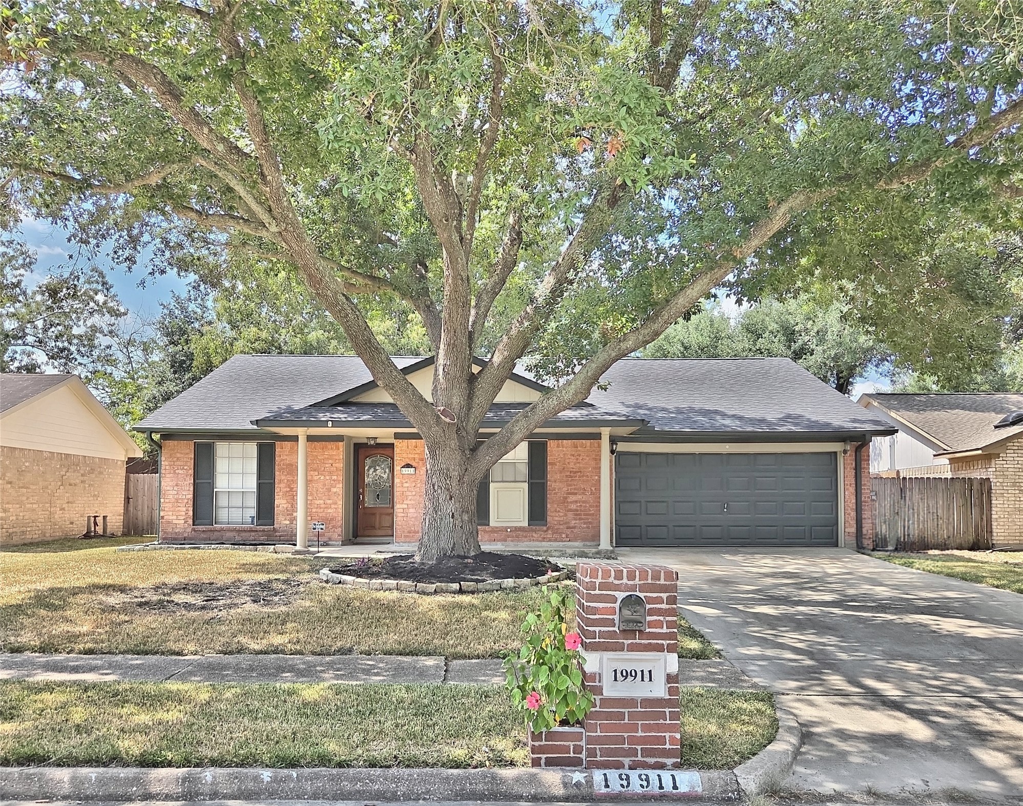 19911 Bambiwoods Drive Property Photo 1