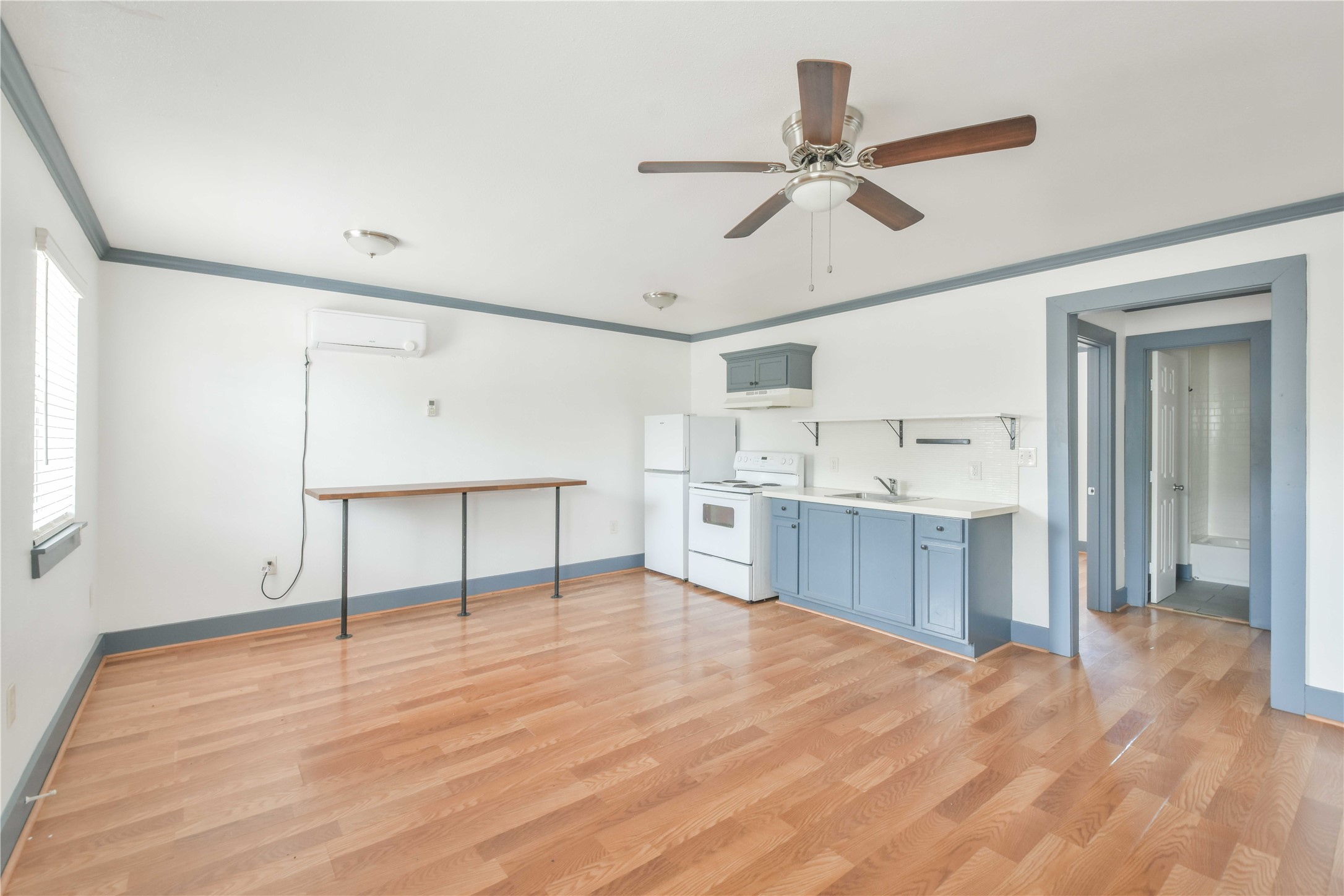 5320 Polk St Street 17 Property Photo 1