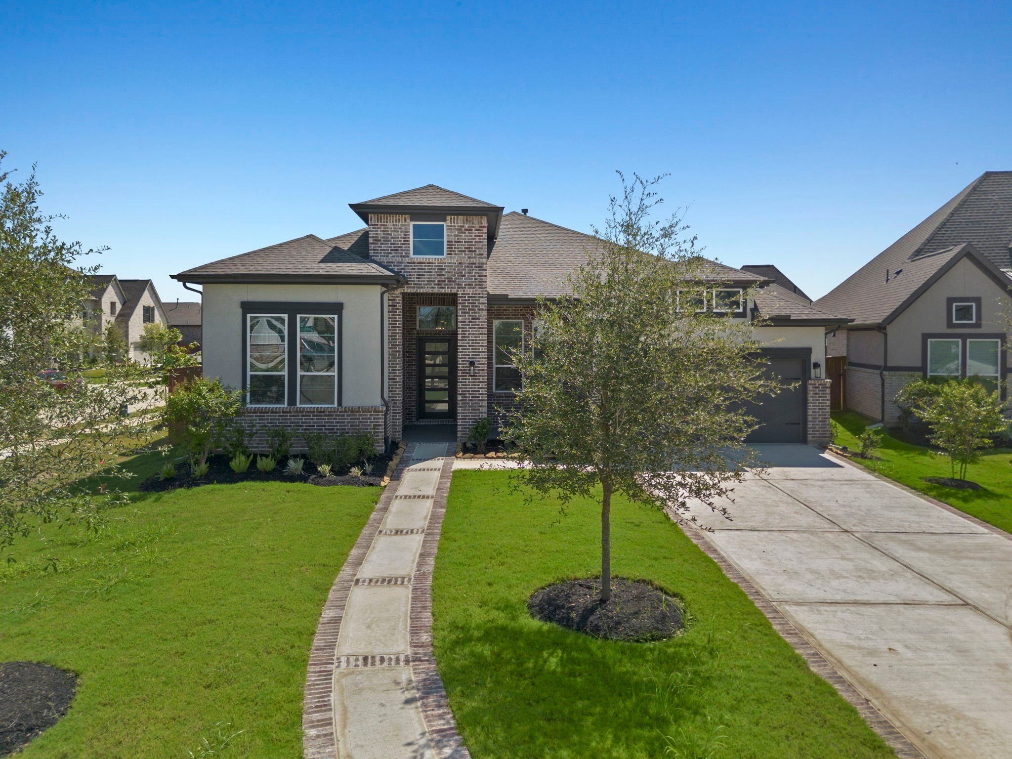 7414 Goldenrod Thicket Circle Property Photo 1