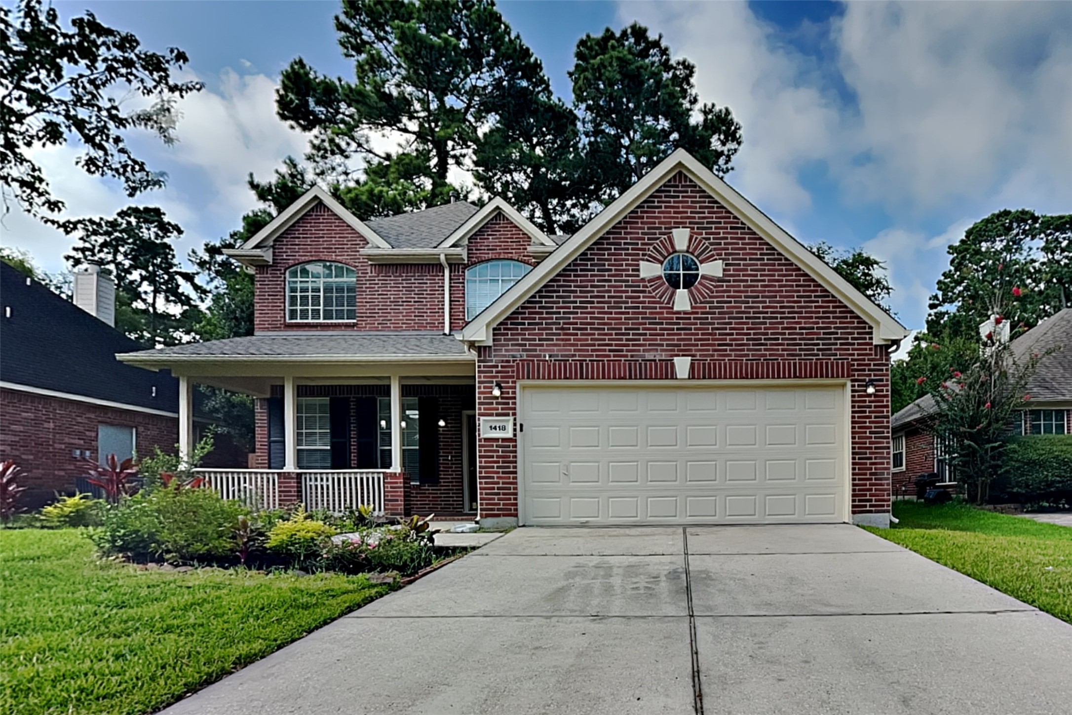1418 Summer Rain Drive Property Photo 1