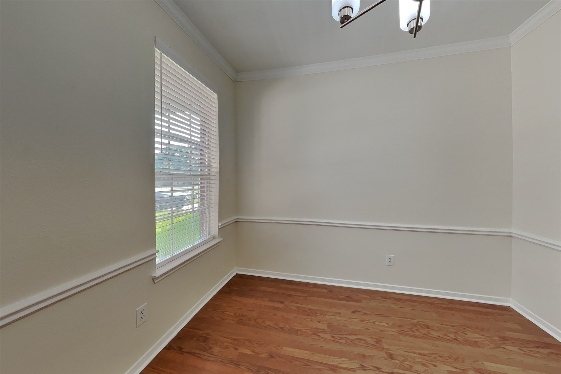 1418 Summer Rain Drive Property Photo 5