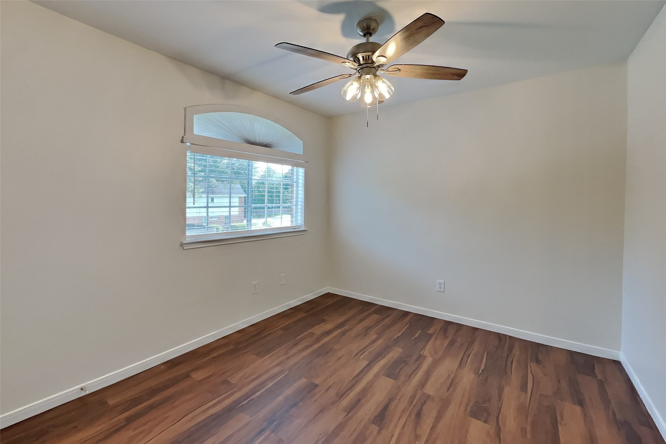 1418 Summer Rain Drive Property Photo 10