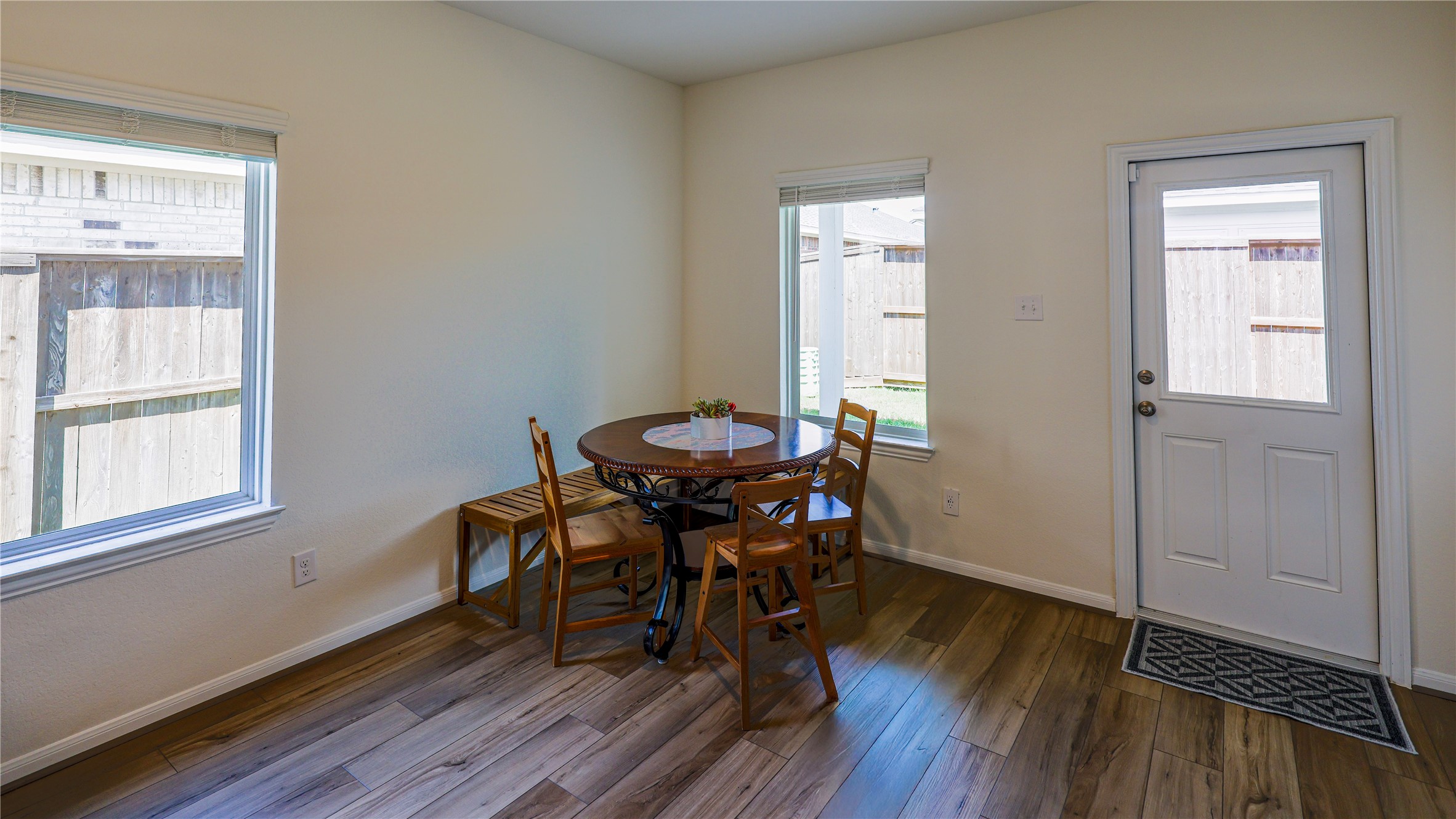 402 Flycatcher Court Property Photo 14