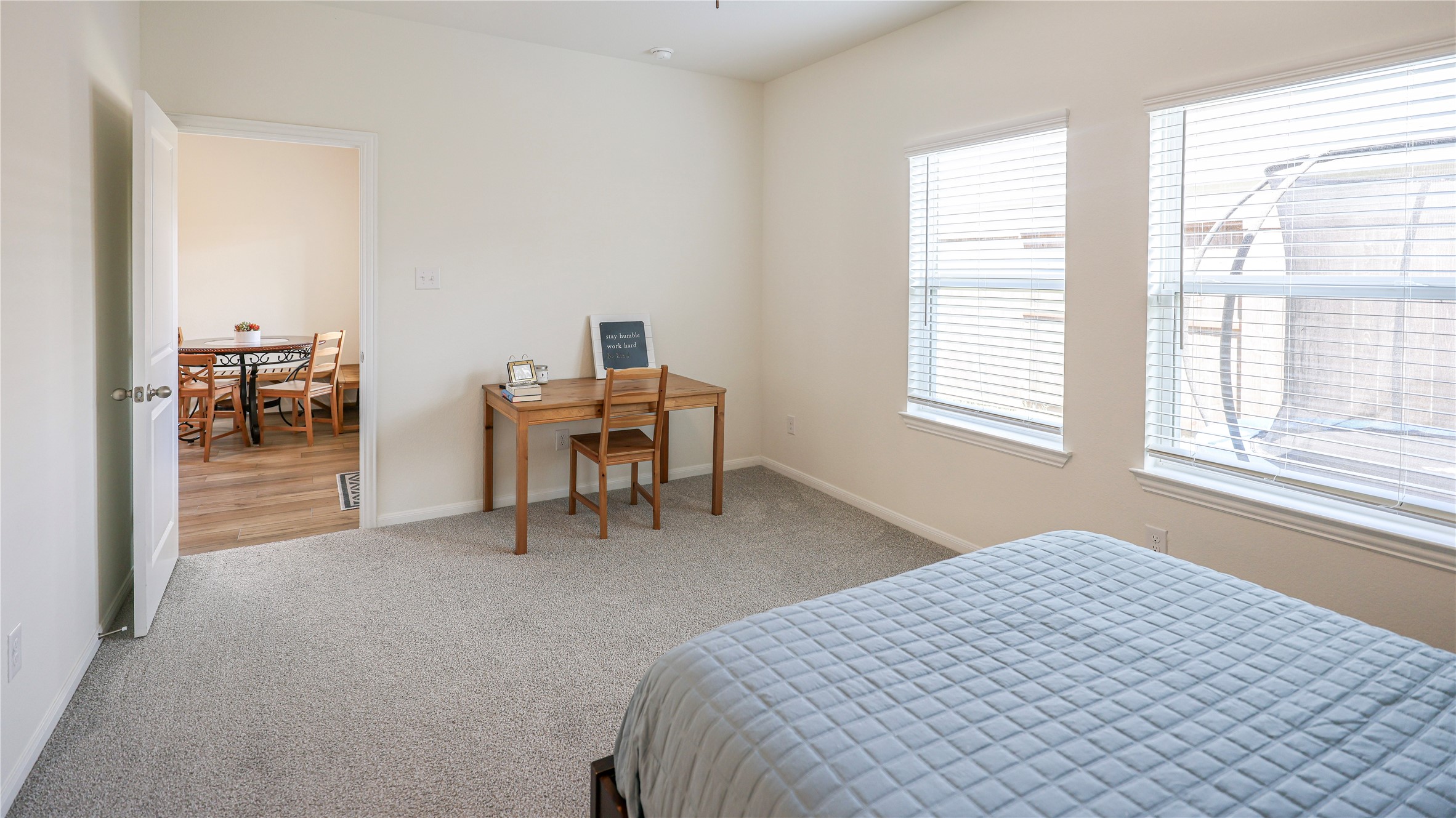 402 Flycatcher Court Property Photo 19