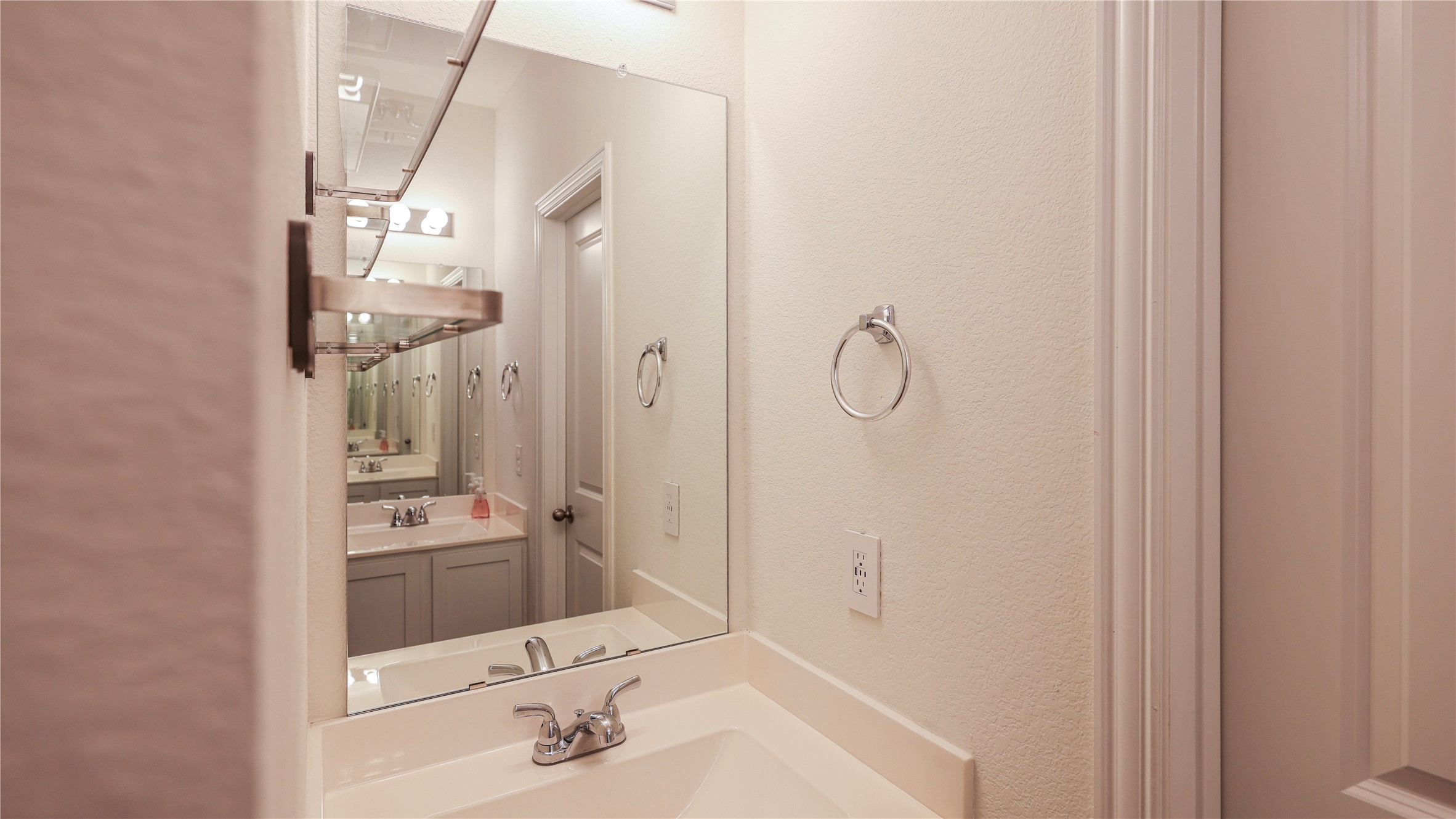402 Flycatcher Court Property Photo 21