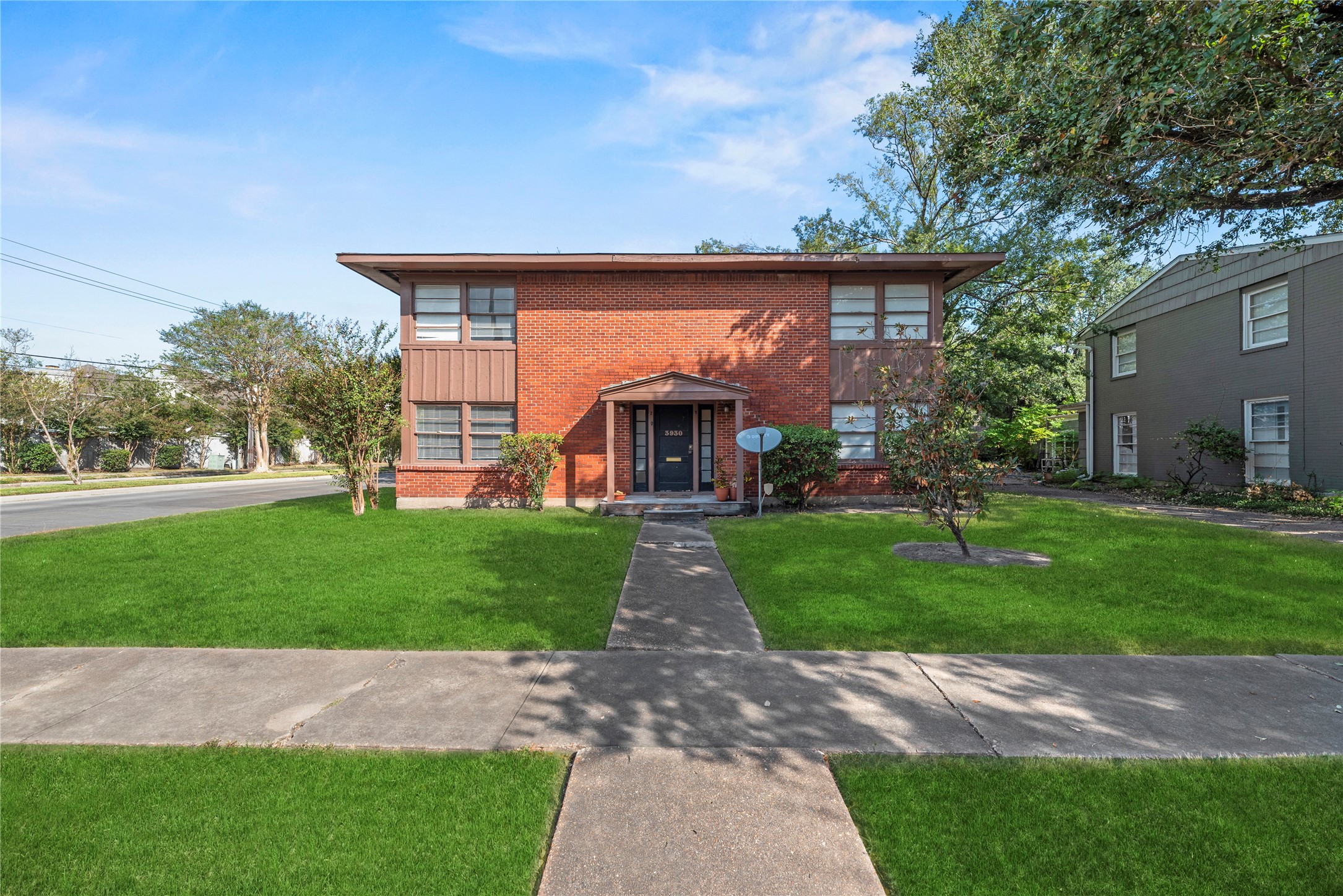 3930 Law Street 2 Property Photo 1