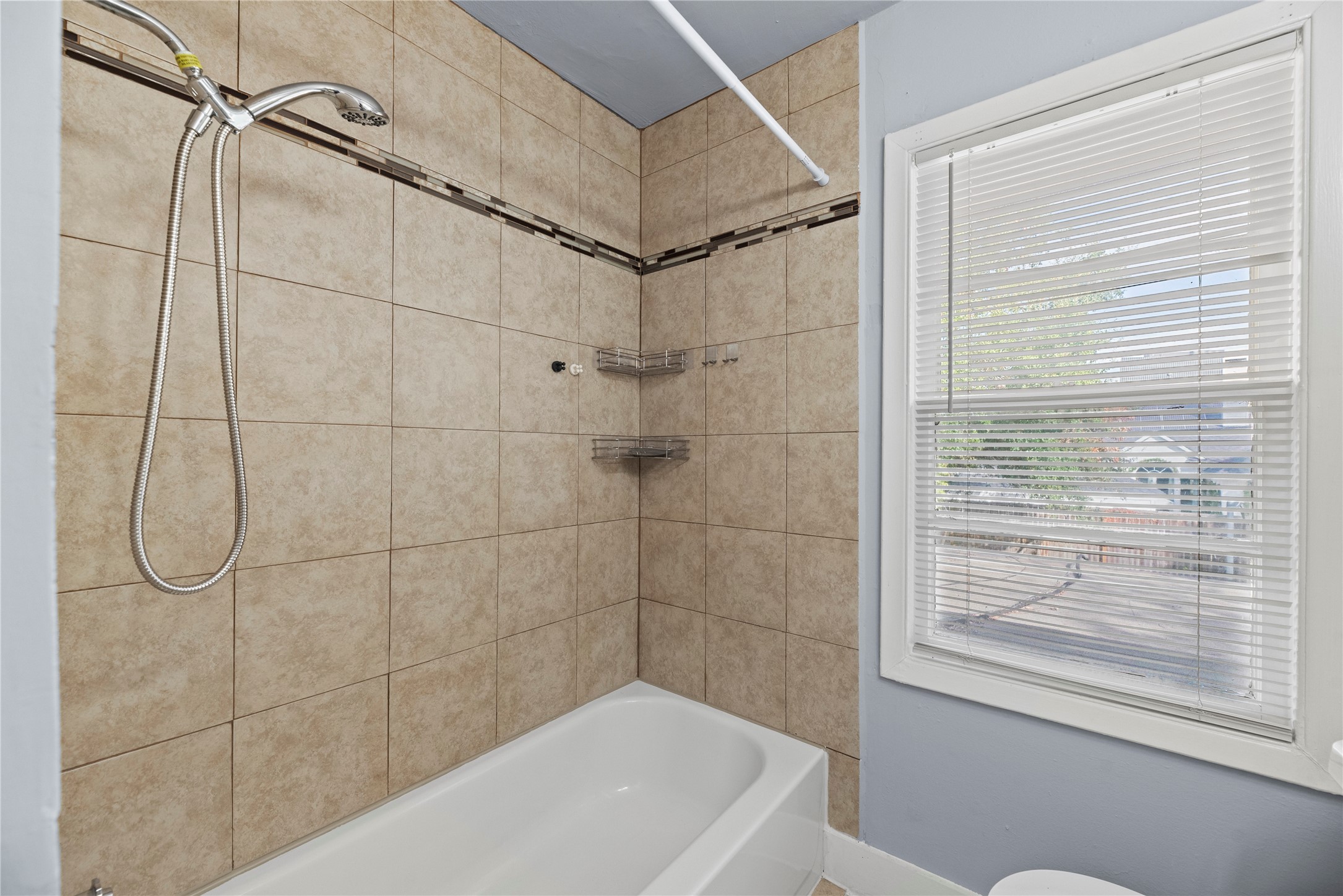 3930 Law Street 2 Property Photo 10