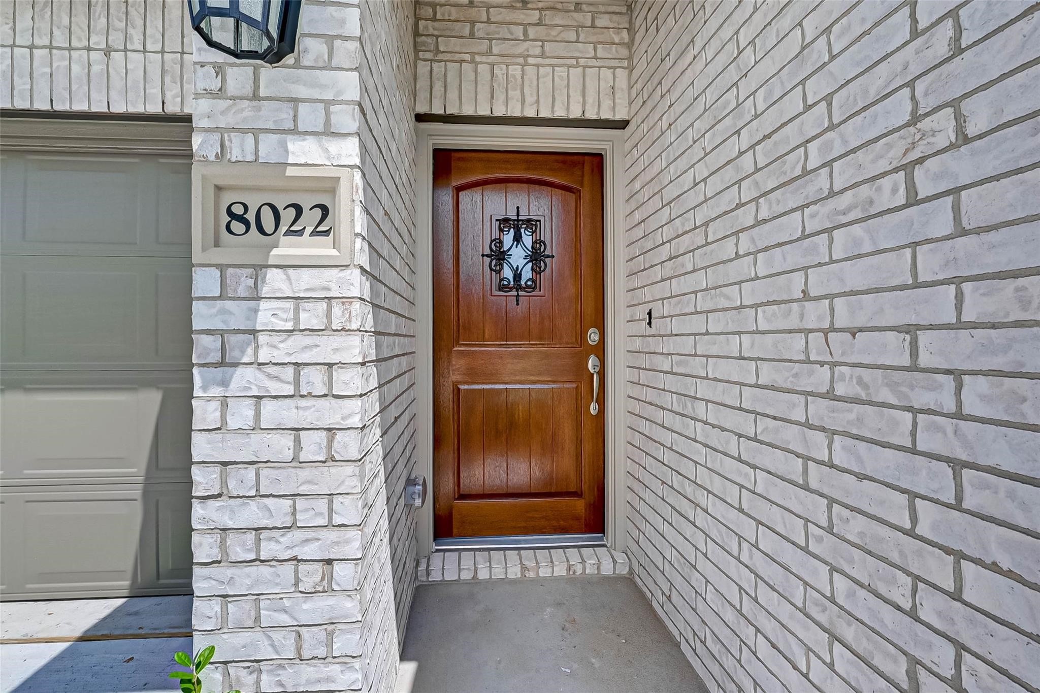 8022 Pinebrook Arbor Court Property Photo 5