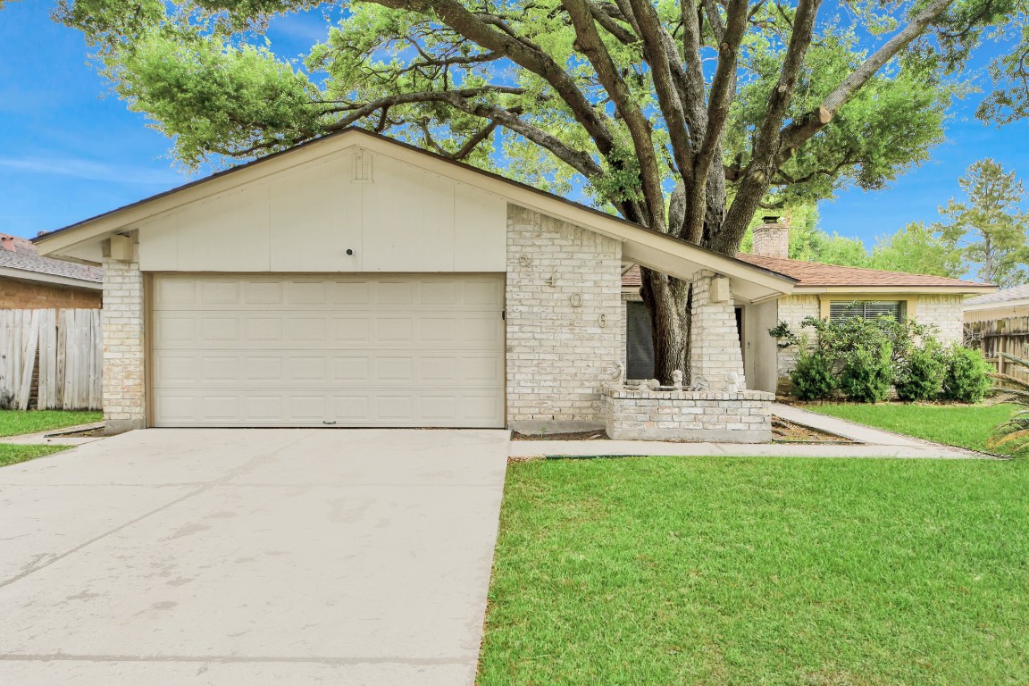 2406 Quiver Lane Property Photo 4