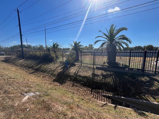 9104 Galveston Road Property Photo 6