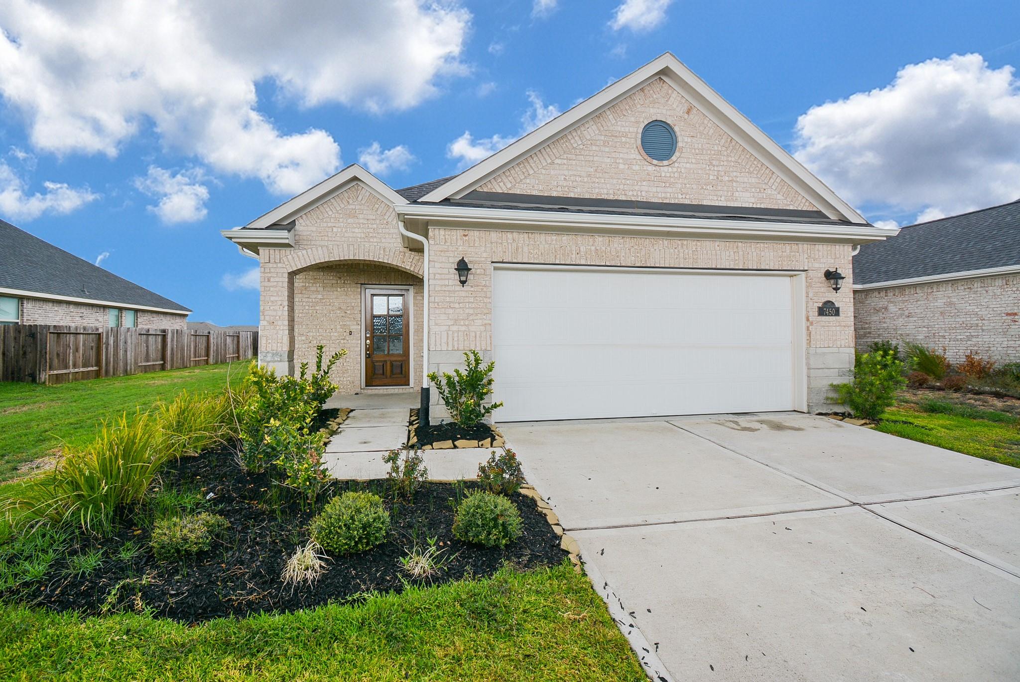 7450 French Quarter Court, Fulshear TX 77441 Property Photo 1