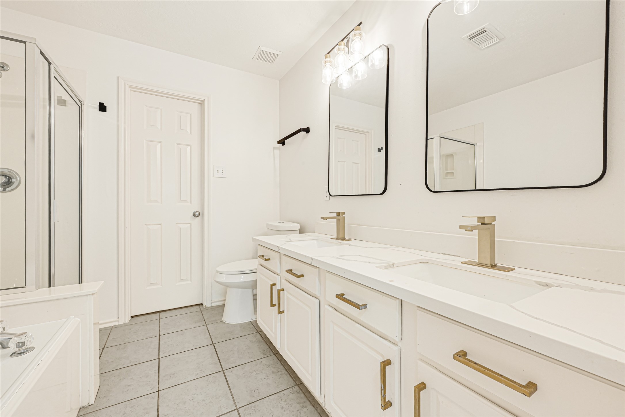146 S Walden Elms Circle Property Photo 22