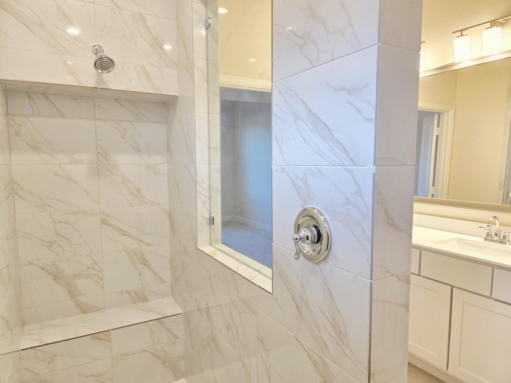 4014 Colony Lane Property Photo 8