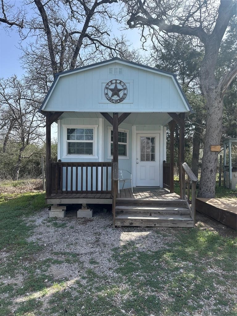 1218 Private Road 3063 Property Photo 4