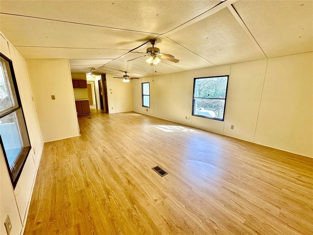 1218 Private Road 3063 Property Photo 6