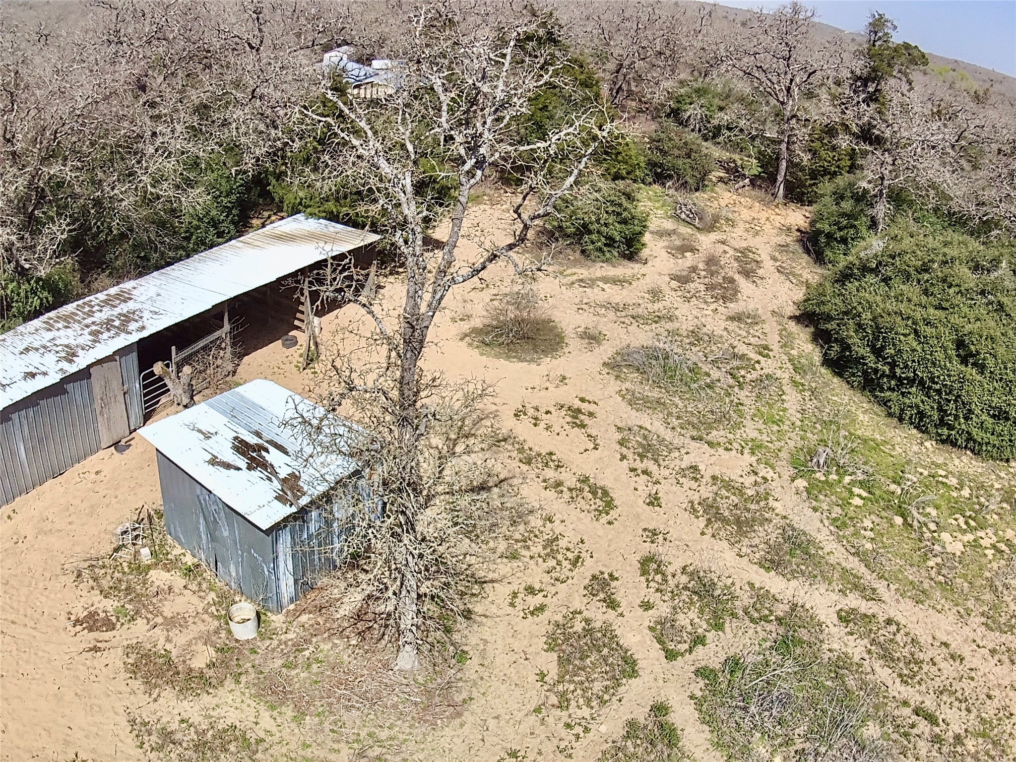 1218 Private Road 3063 Property Photo 18