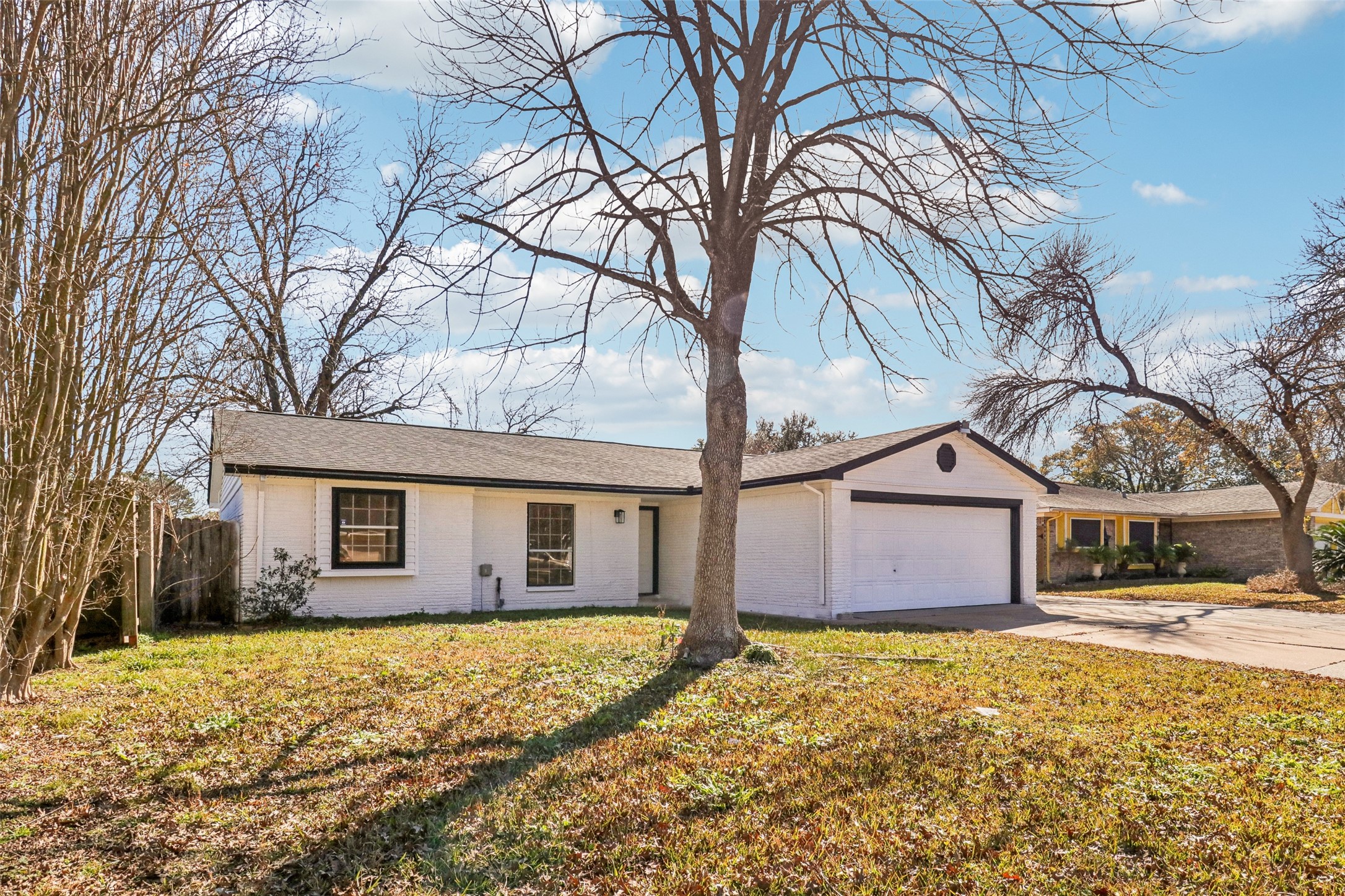 1307 Saddle Rock Drive Property Photo 7