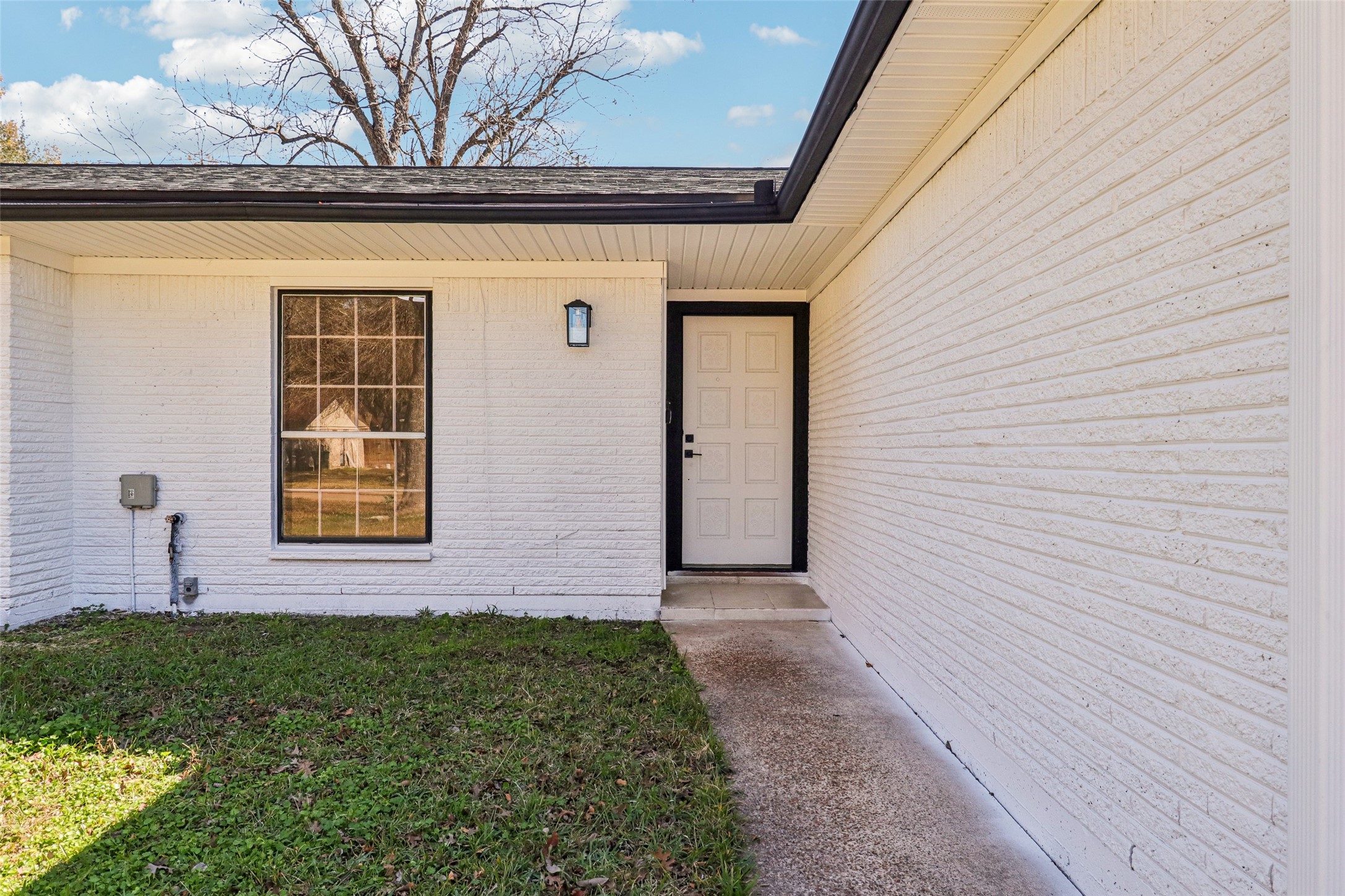 1307 Saddle Rock Drive Property Photo 8