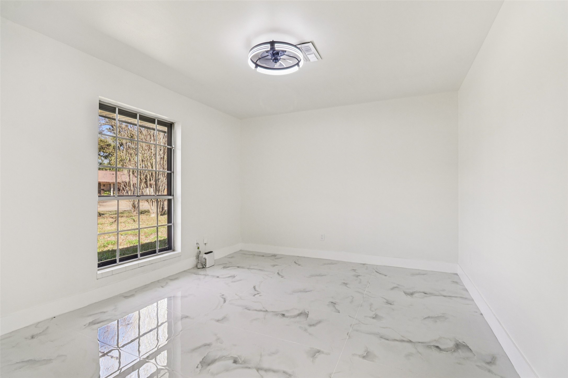 1307 Saddle Rock Drive Property Photo 18