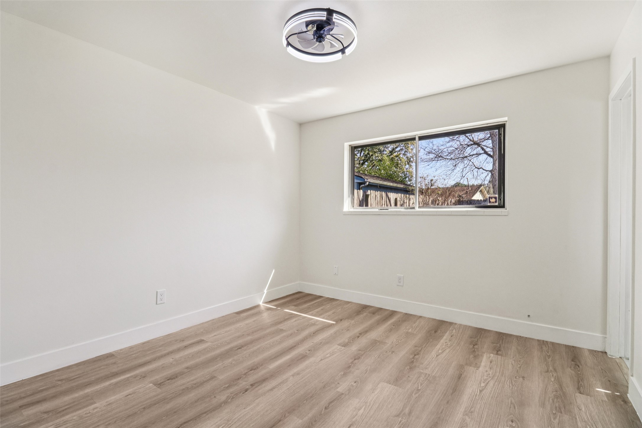 1307 Saddle Rock Drive Property Photo 24