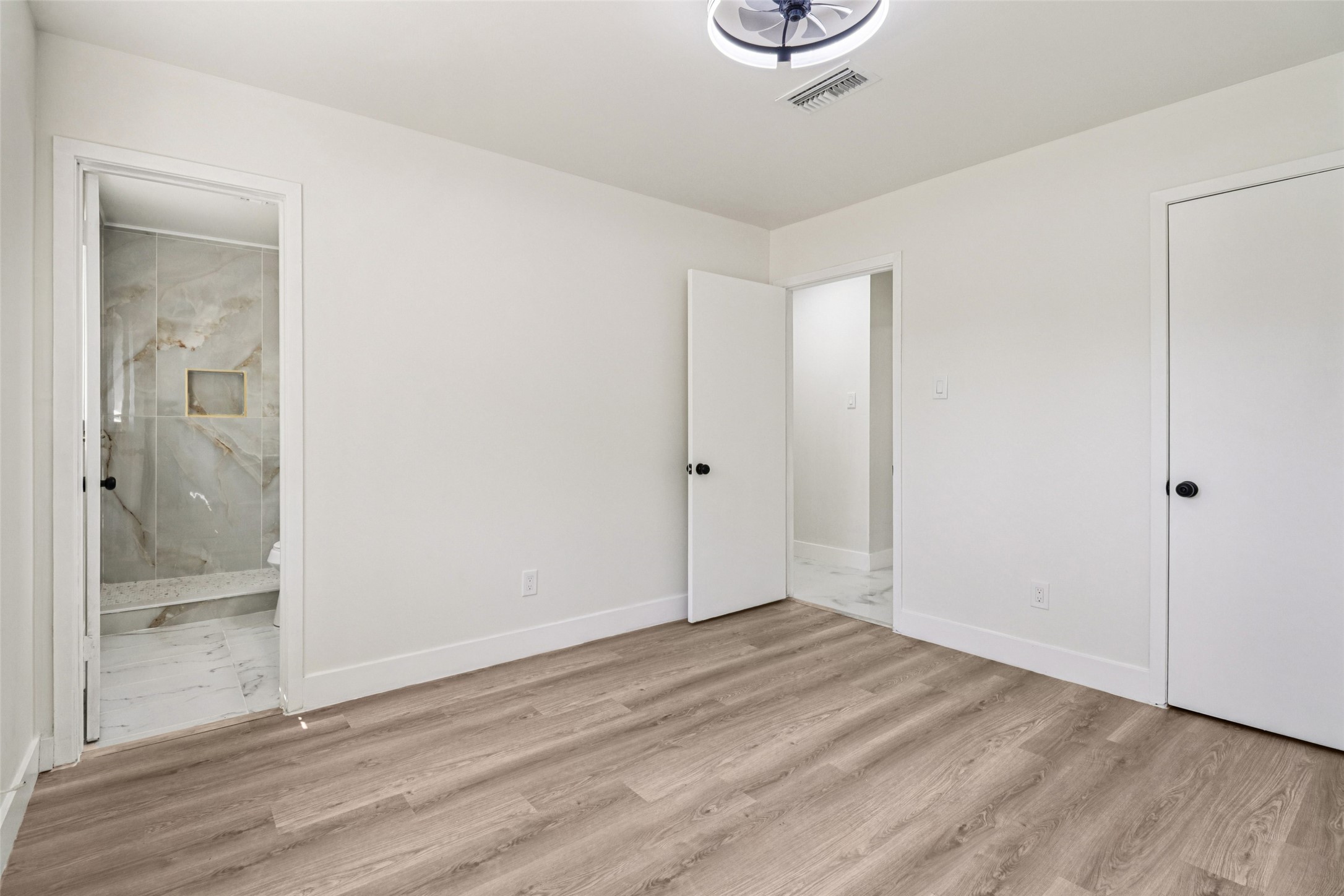 1307 Saddle Rock Drive Property Photo 25