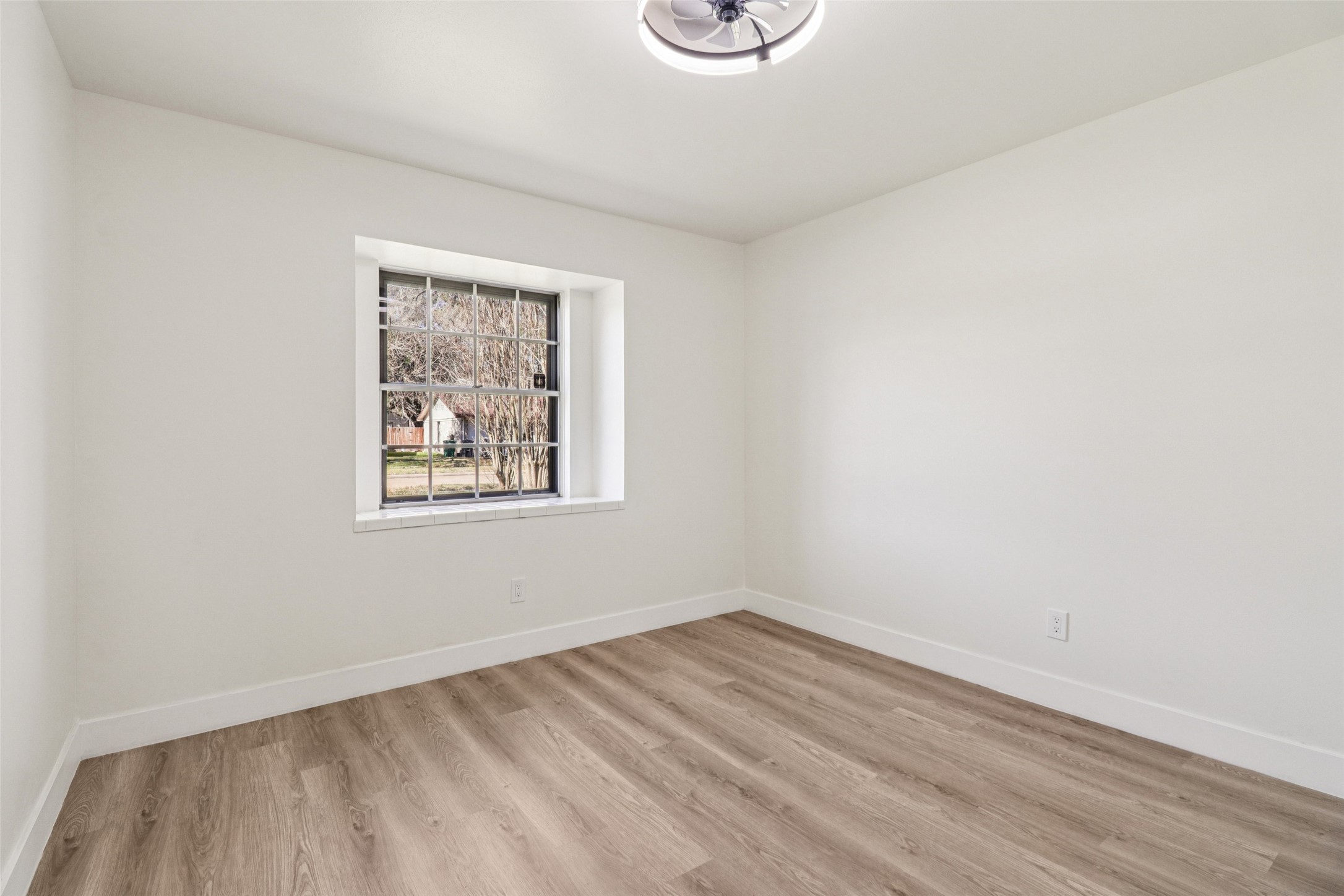 1307 Saddle Rock Drive Property Photo 27