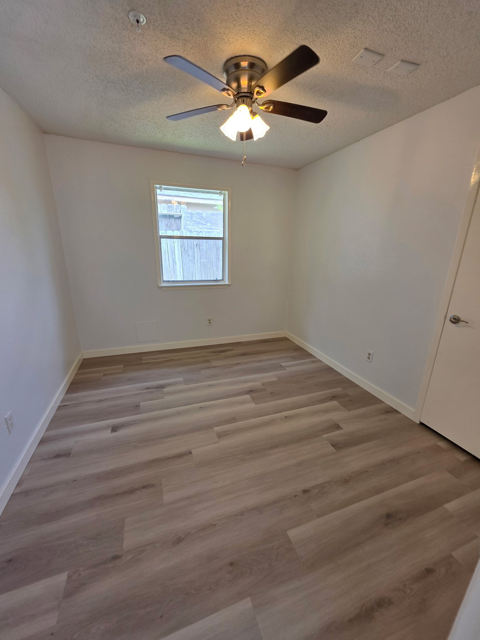 7507 Hablo Drive Property Photo 4