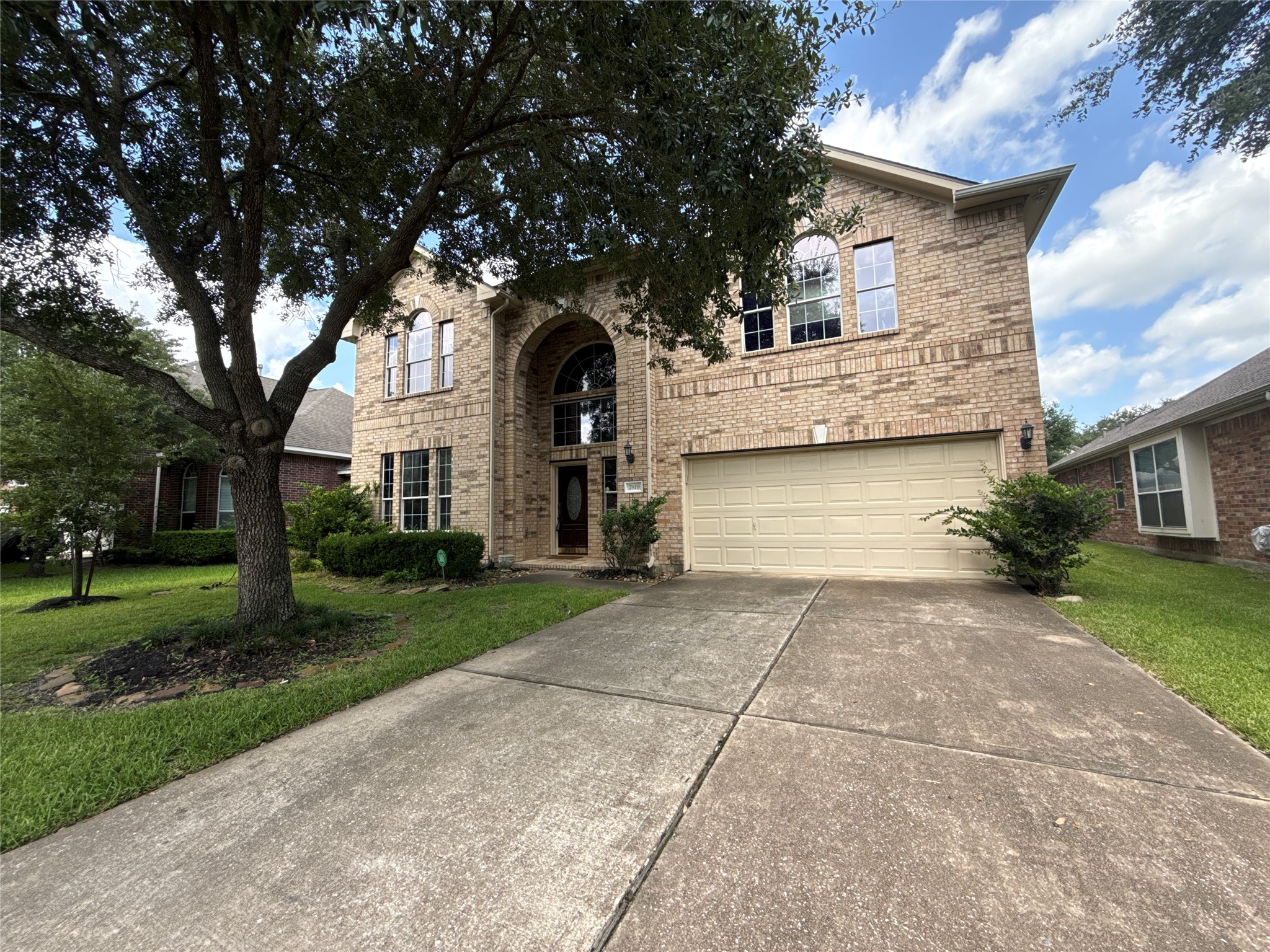 7819 Blue Stream Court Property Photo 2