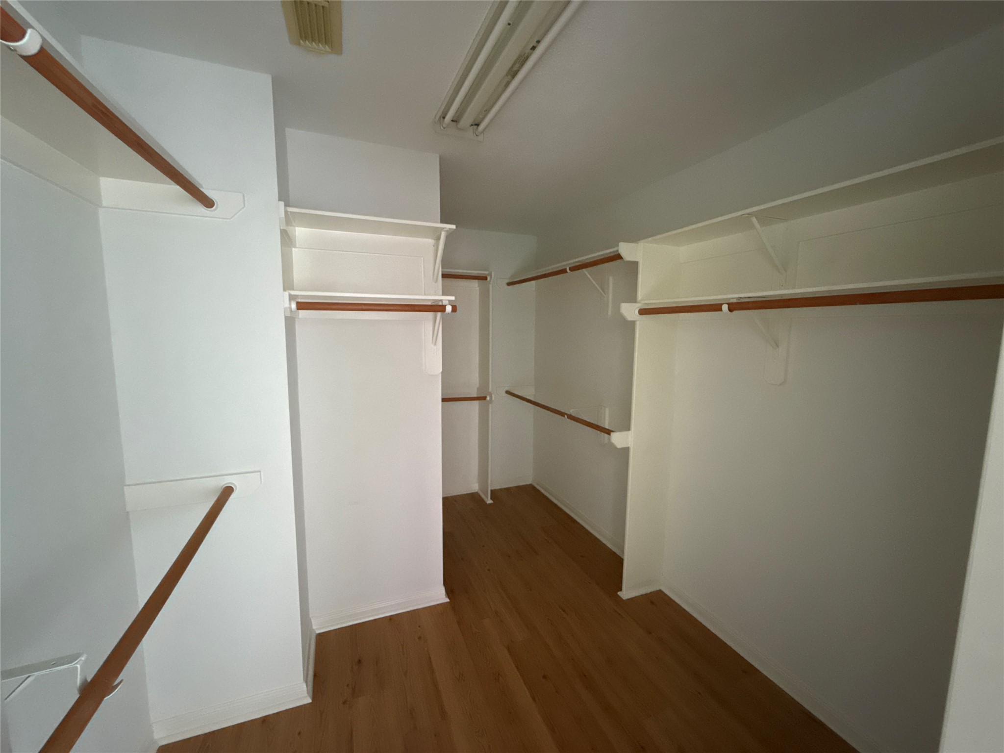7819 Blue Stream Court Property Photo 15