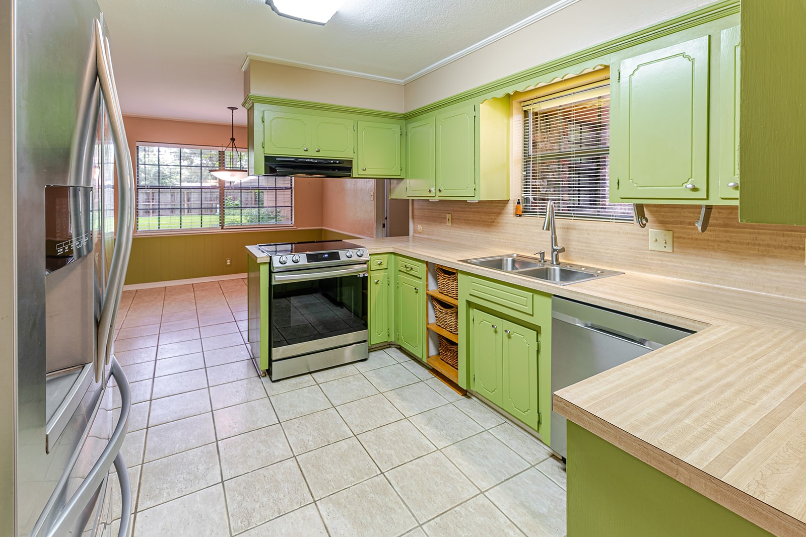 118 Arrowwood Street Property Photo 11