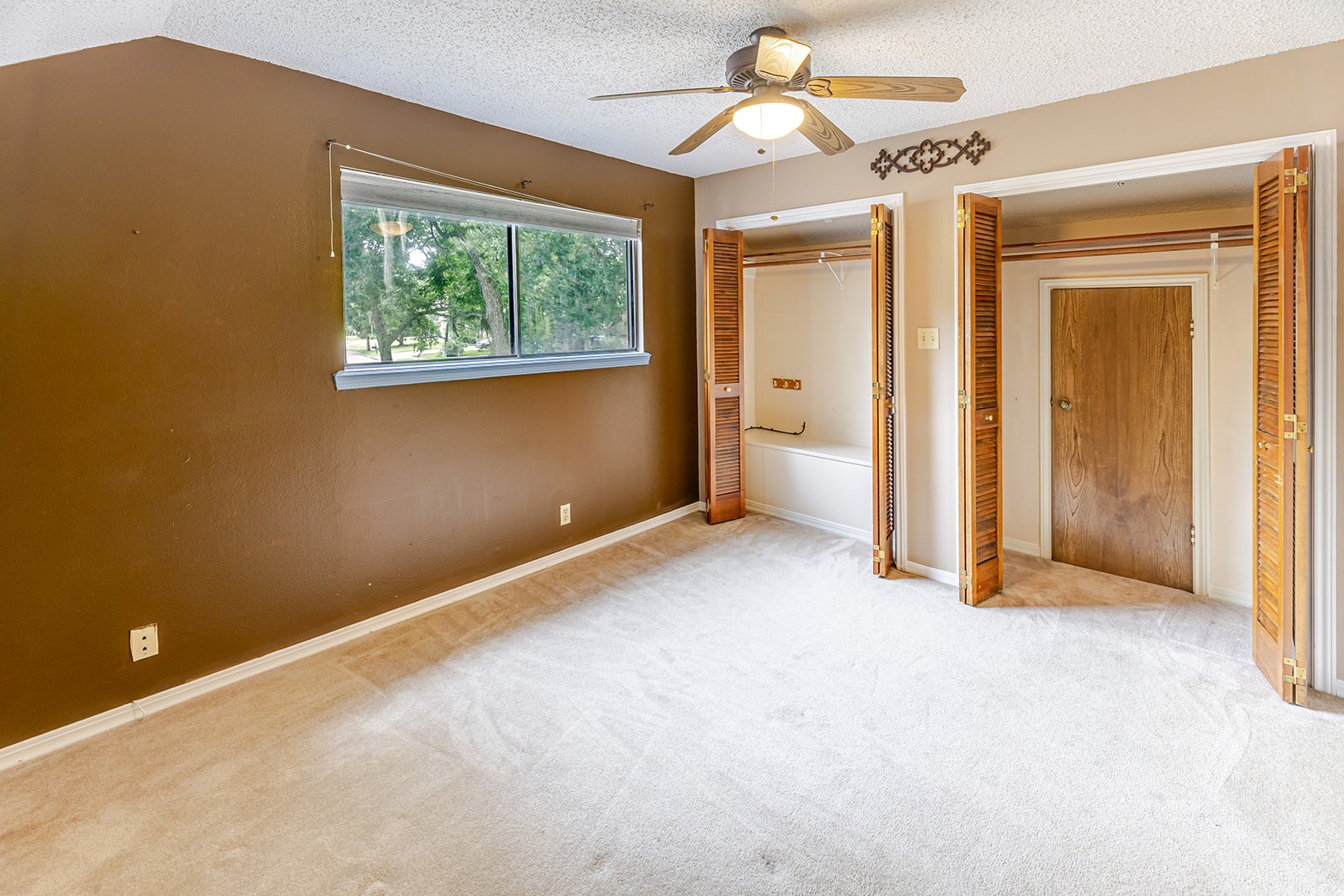 118 Arrowwood Street Property Photo 37