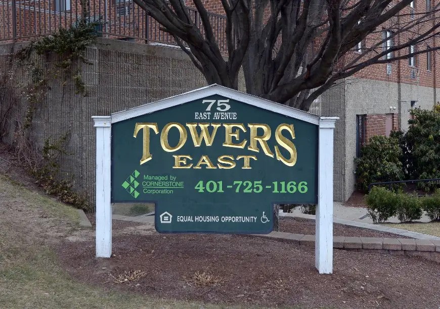 75 East Avenue Property Photo 5