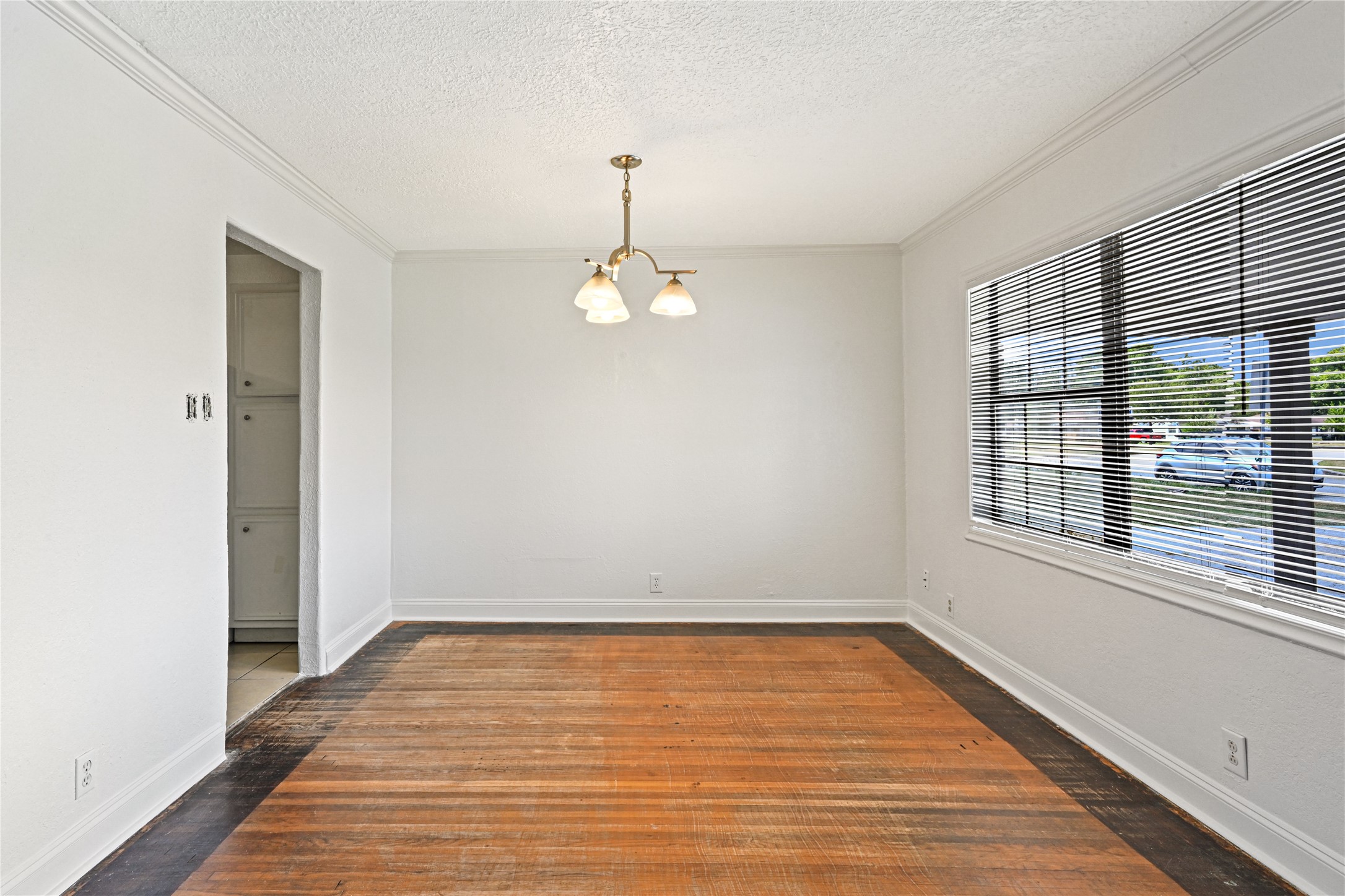 119 West Avenue Property Photo 8