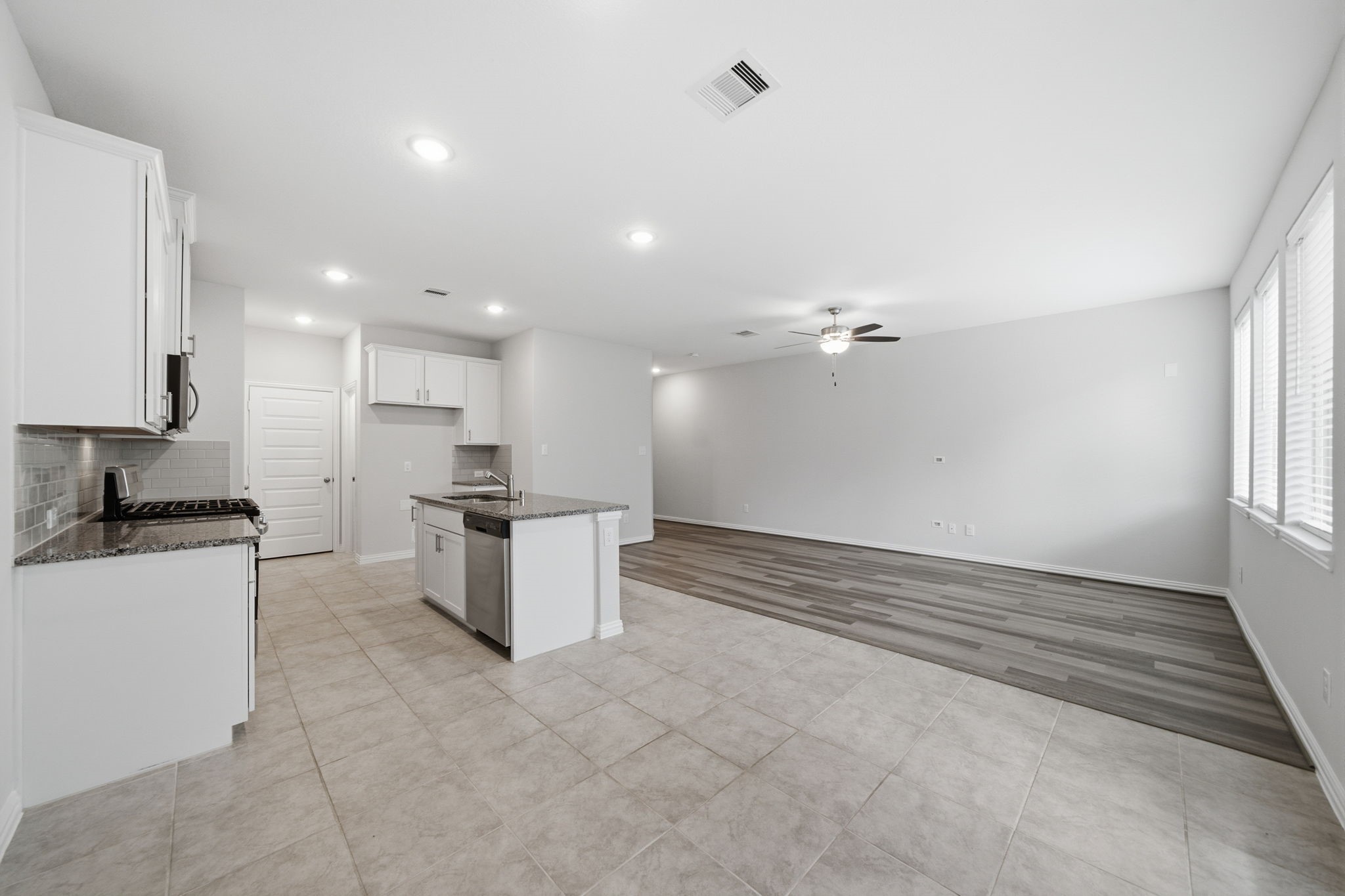 7116 Elgin Street Property Photo 8