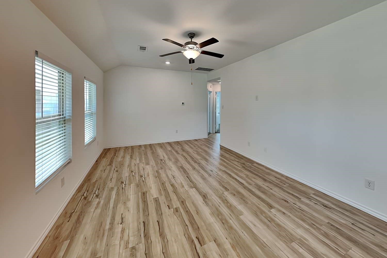 18727 Faustina Way Property Photo 3