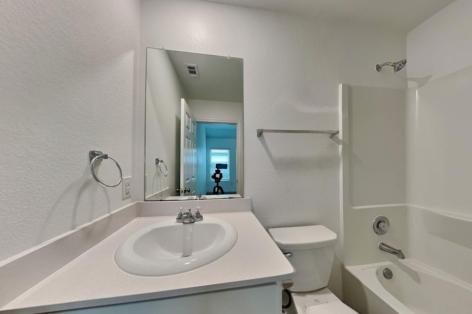 18727 Faustina Way Property Photo 10
