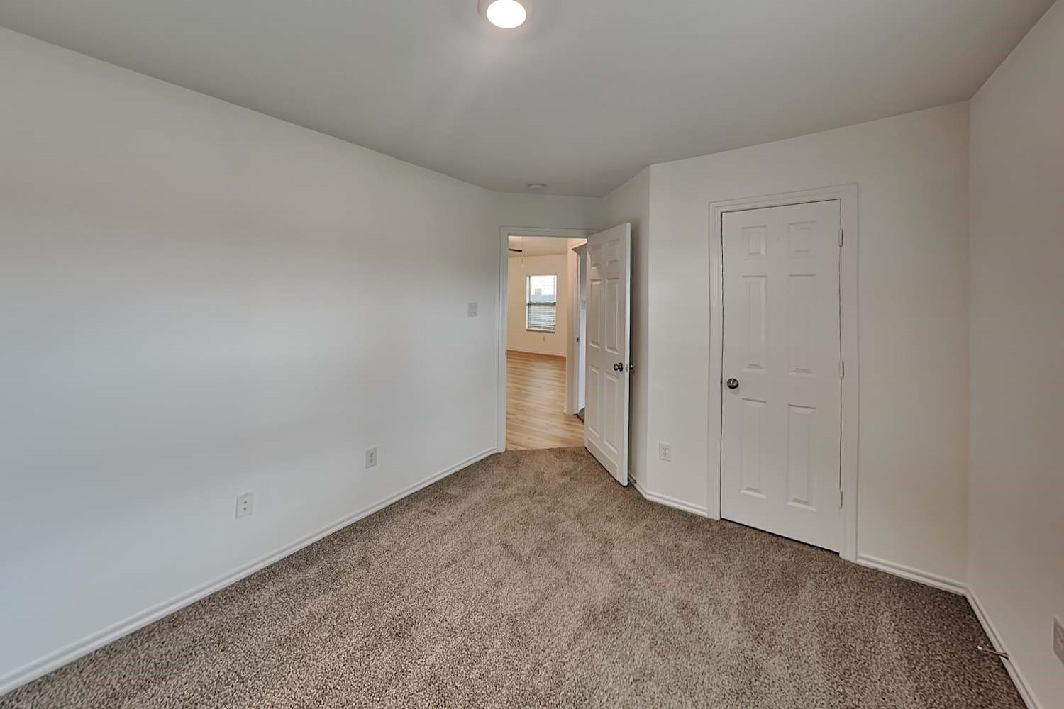 18727 Faustina Way Property Photo 13