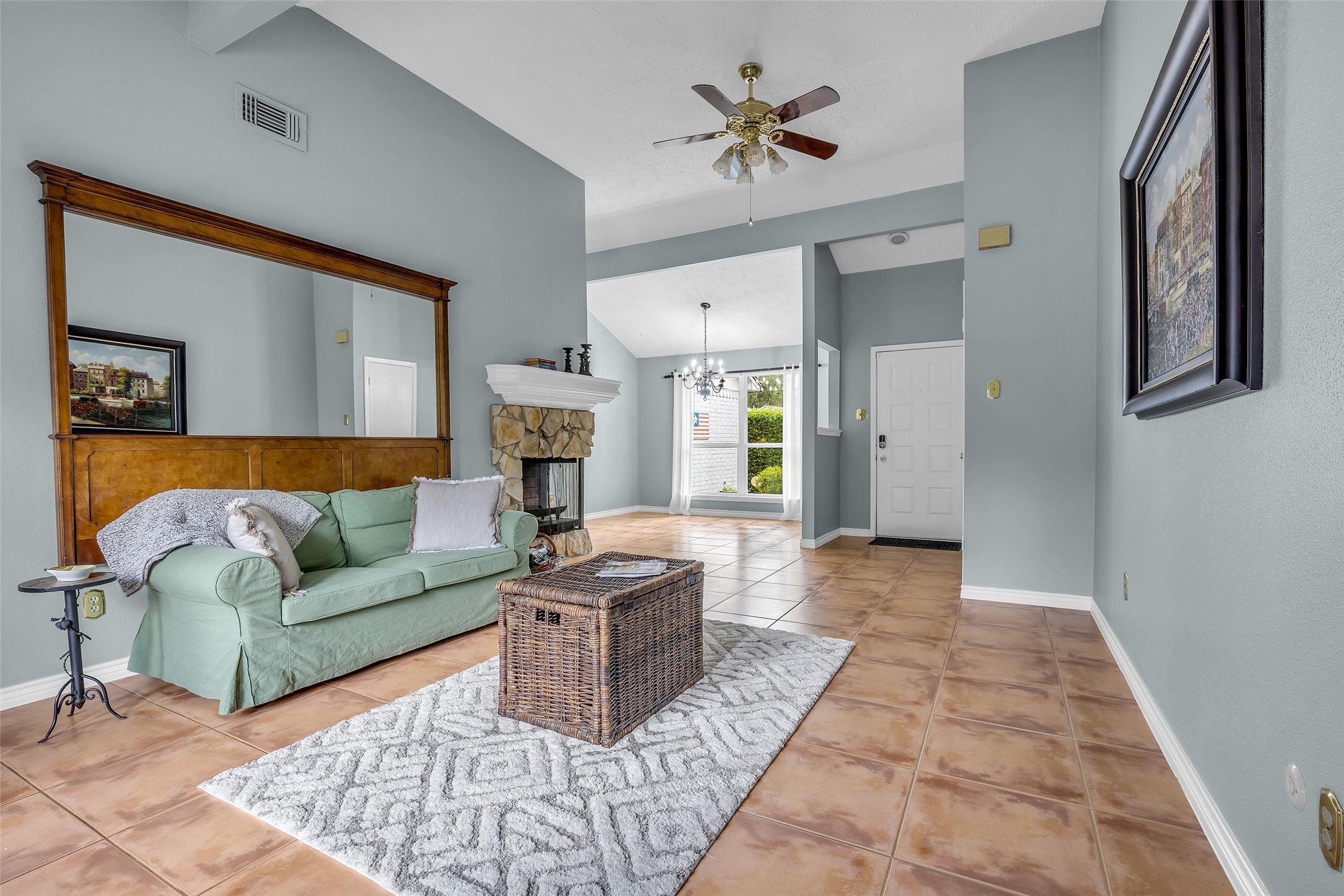 17314 Chapel Pine Street Property Photo 3