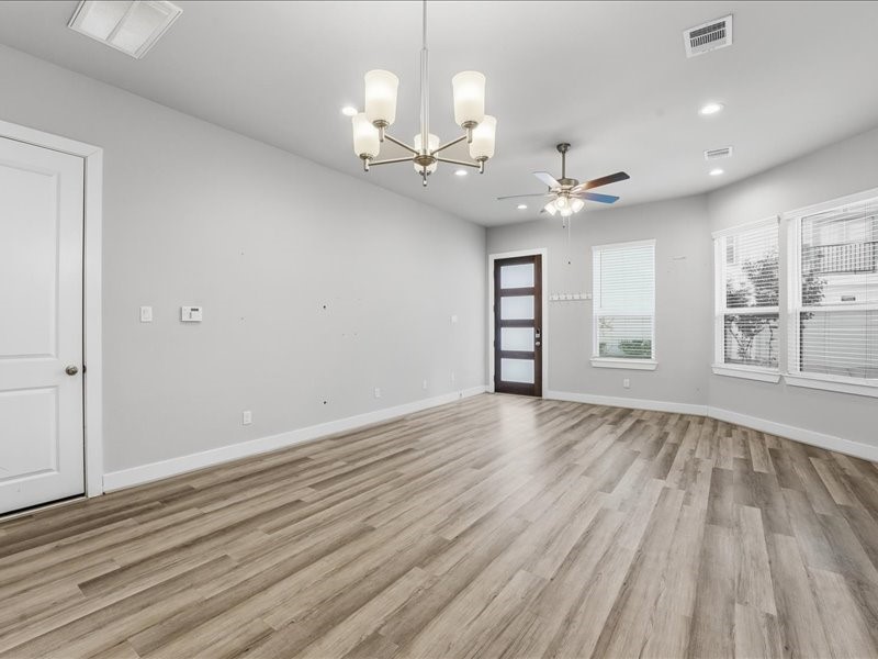 9020 Lonestar River Lane Property Photo 3