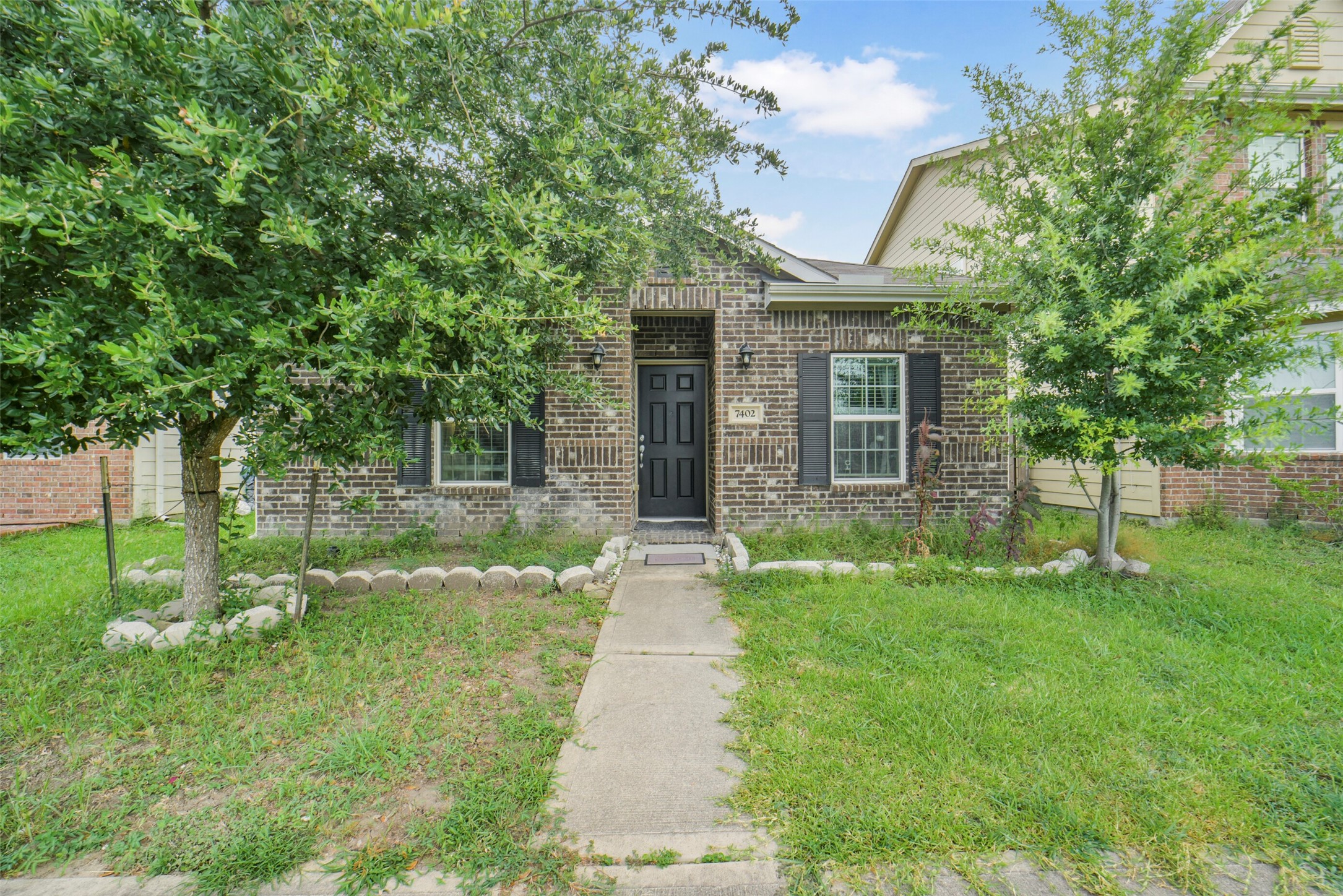 7402 Granite Terrace Lane Property Photo 1