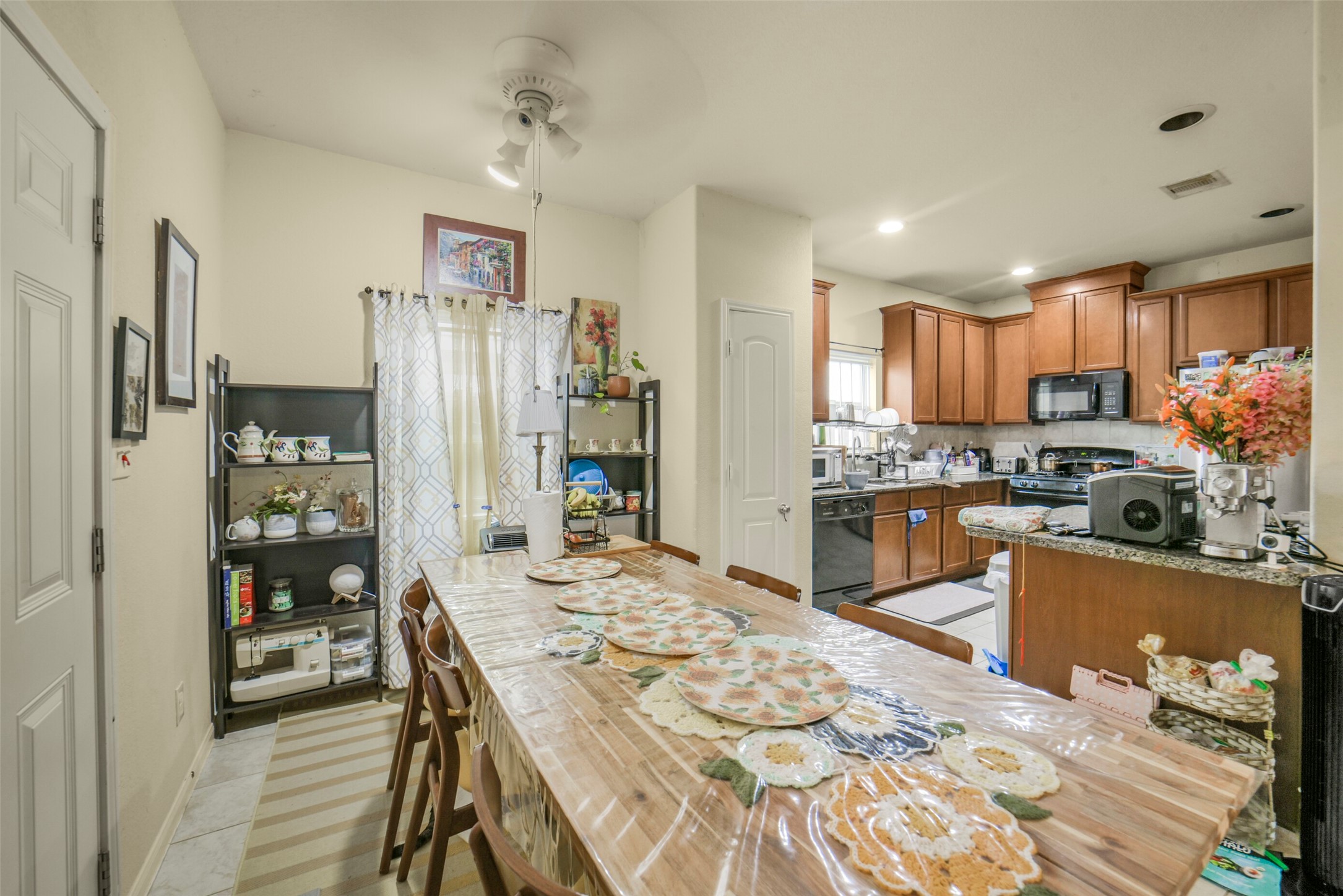 7402 Granite Terrace Lane Property Photo 16