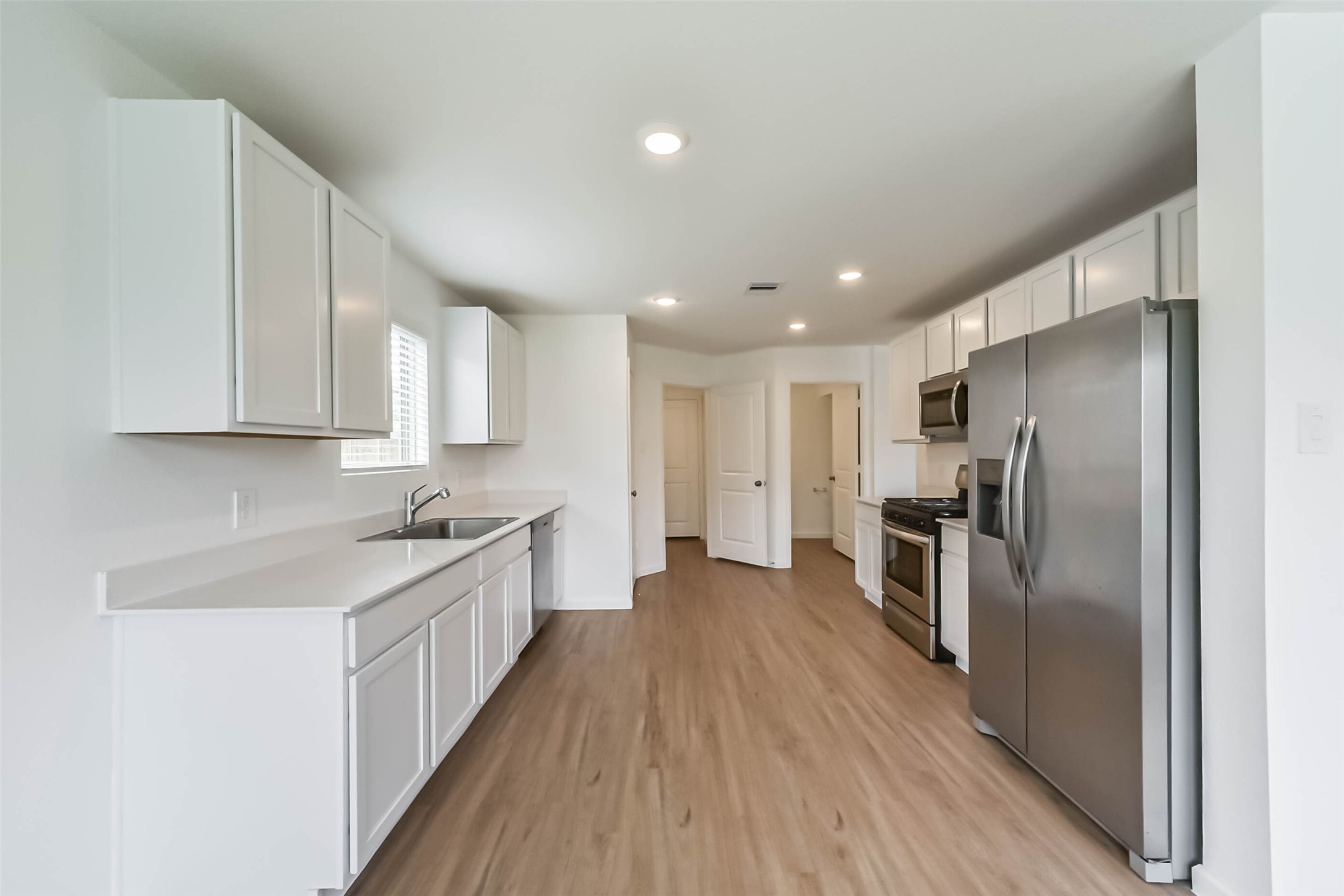 2717 Cadiz Bay Drive Property Photo 1