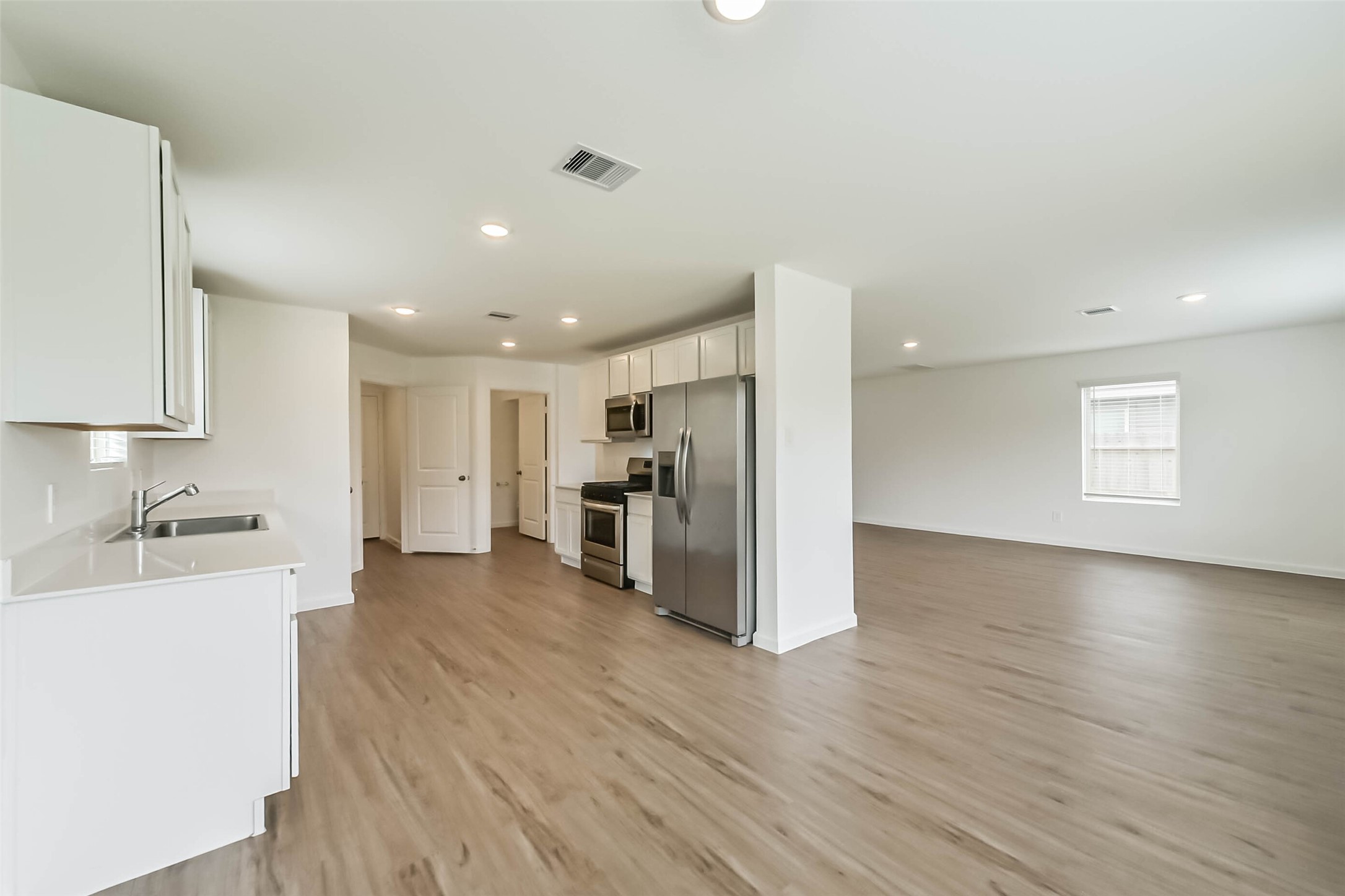 2717 Cadiz Bay Drive Property Photo 14