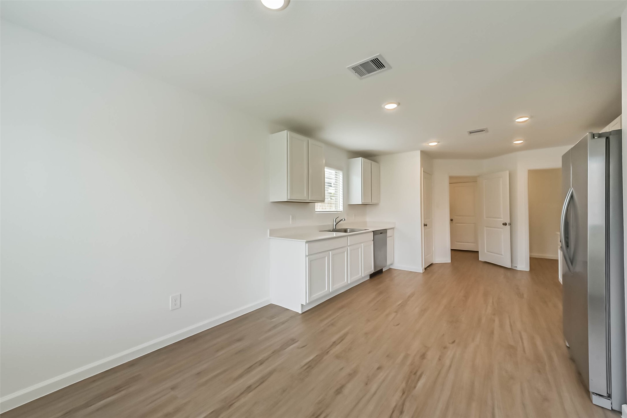 2717 Cadiz Bay Drive Property Photo 15