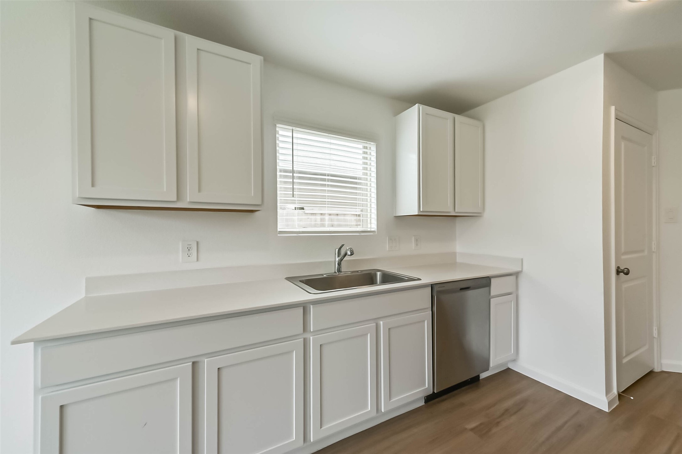 2717 Cadiz Bay Drive Property Photo 17