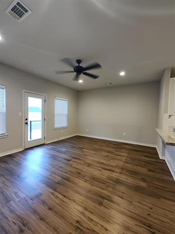 5670 Shadowbend Circle W 103 Property Photo 11